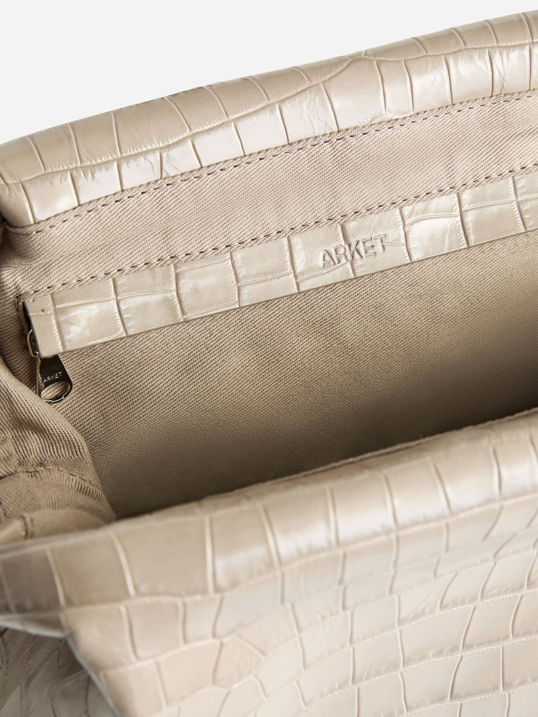 Croco-Embossed Leather Clutch - Mole - Women - StillMedia/DescriptiveDetail - 4