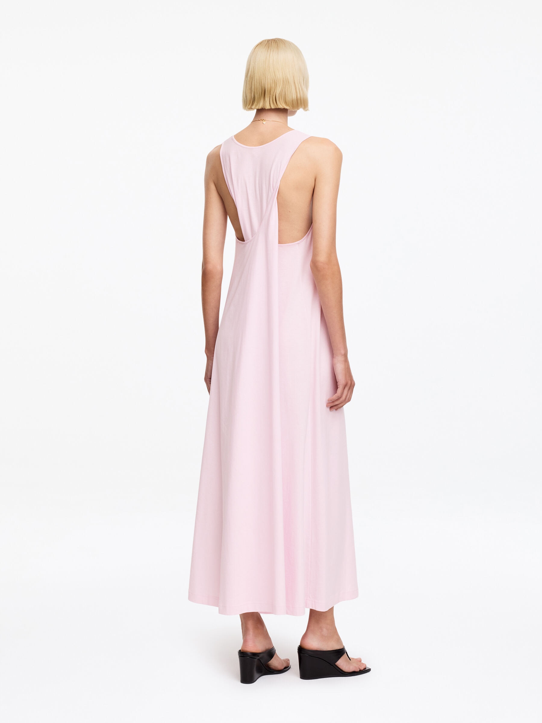 Twisted Back Maxi Dress - Pink - Regular fit - Women - StillMedia/Lookbook - 4