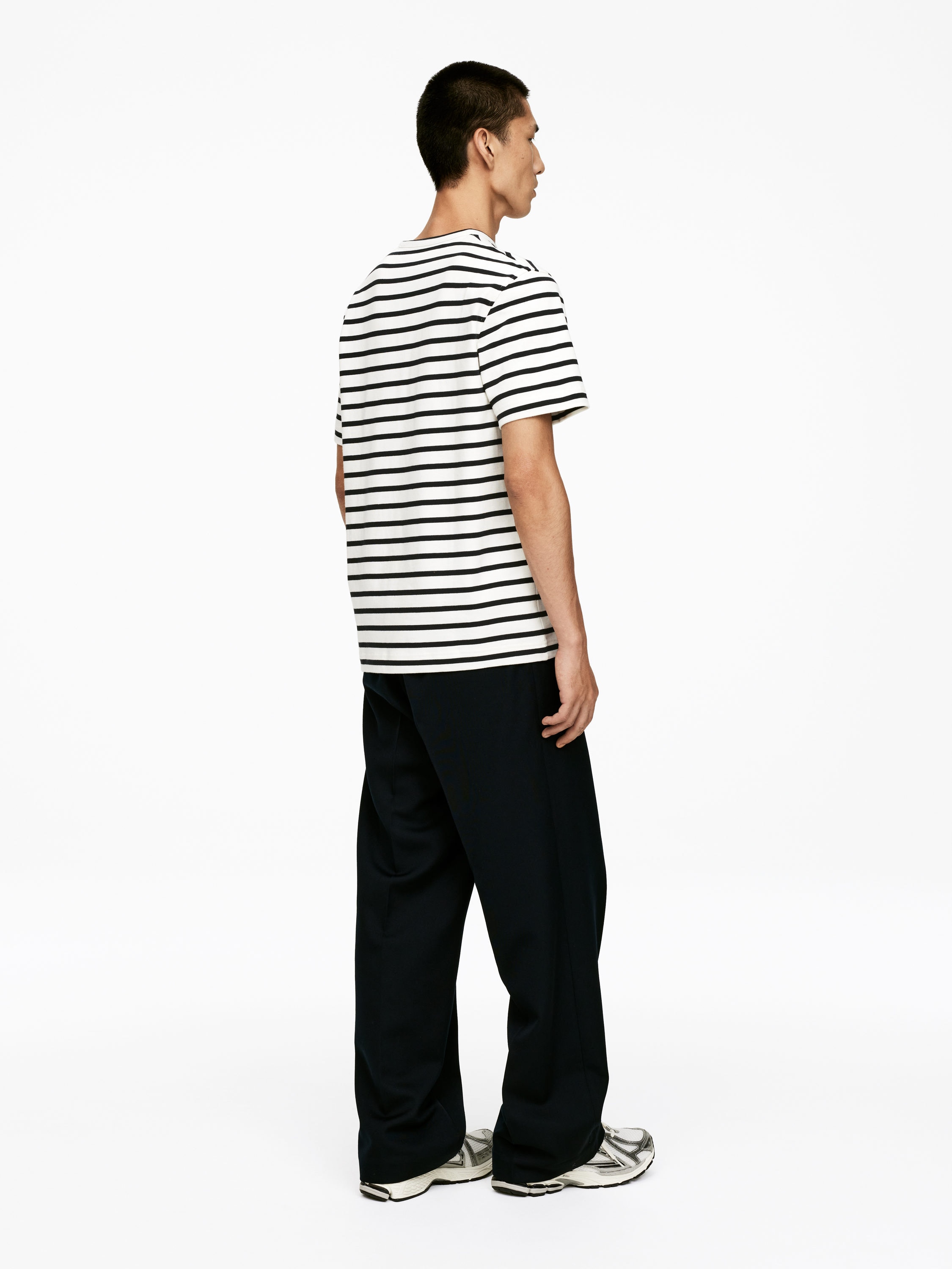 Cotton T-Shirt - Off White/Blue - Regular fit - Men - StillMedia/Lookbook - 4