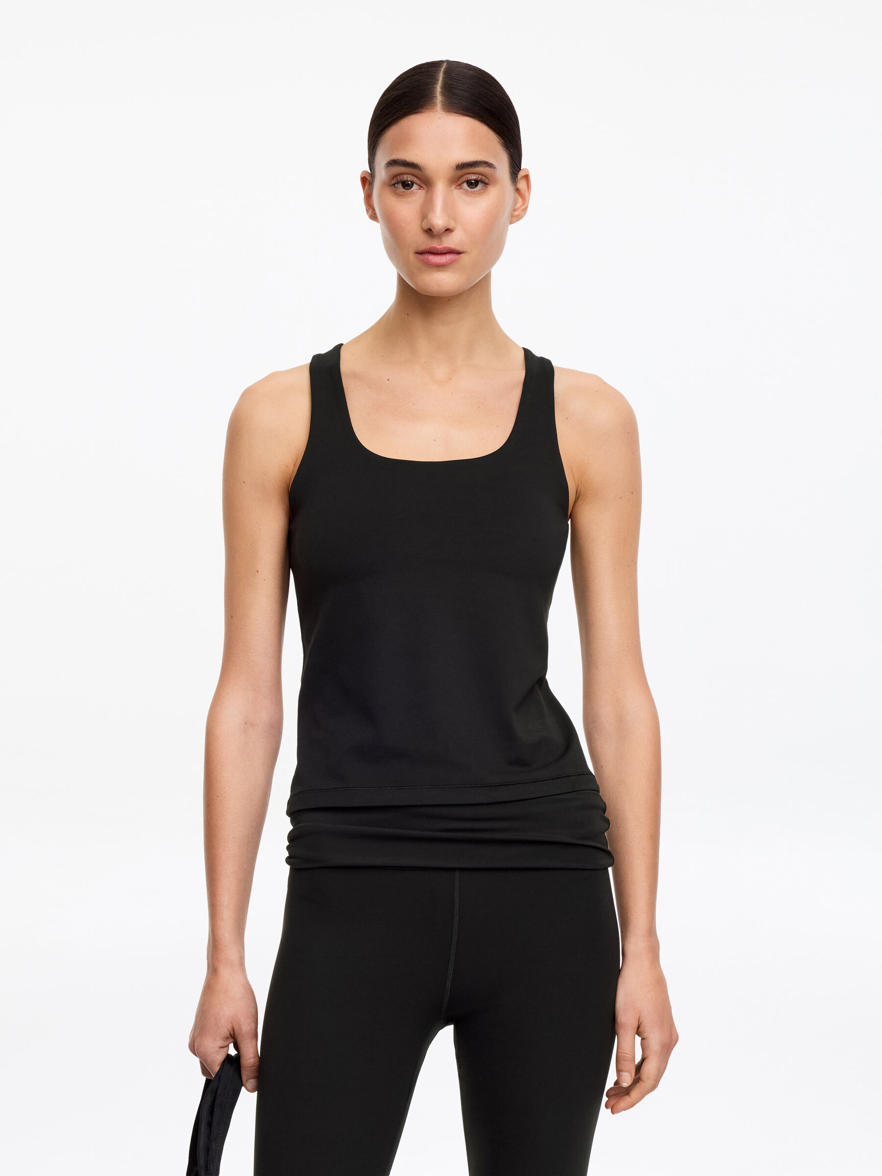 Top sin mangas con cuello cuadrado - Negro - Corte ajustado - Women - StillMedia/Lookbook - 4