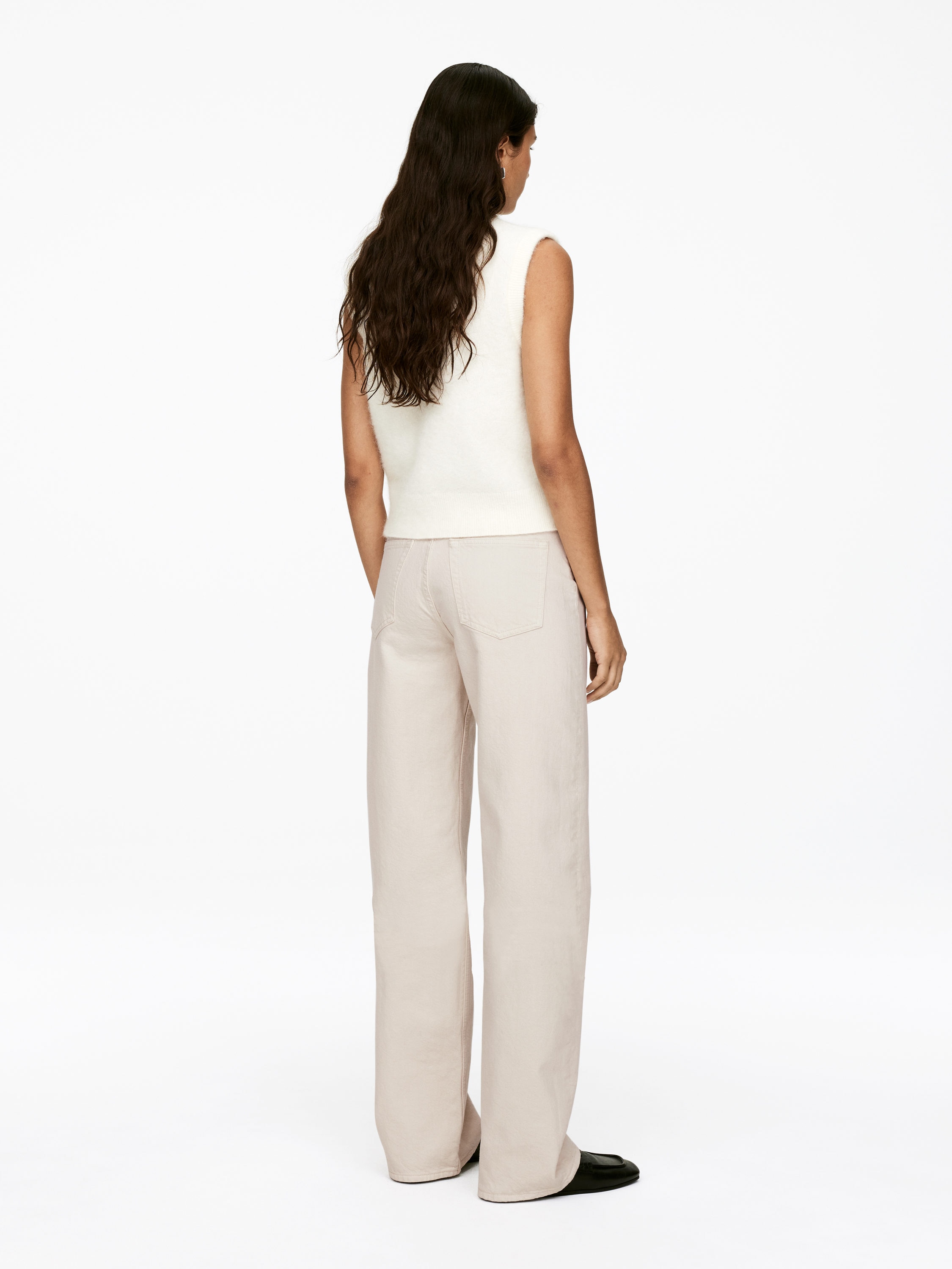 CORAL Wide Jeans - Off White - Relaxed fit - Women - StillMedia/Lookbook - 15