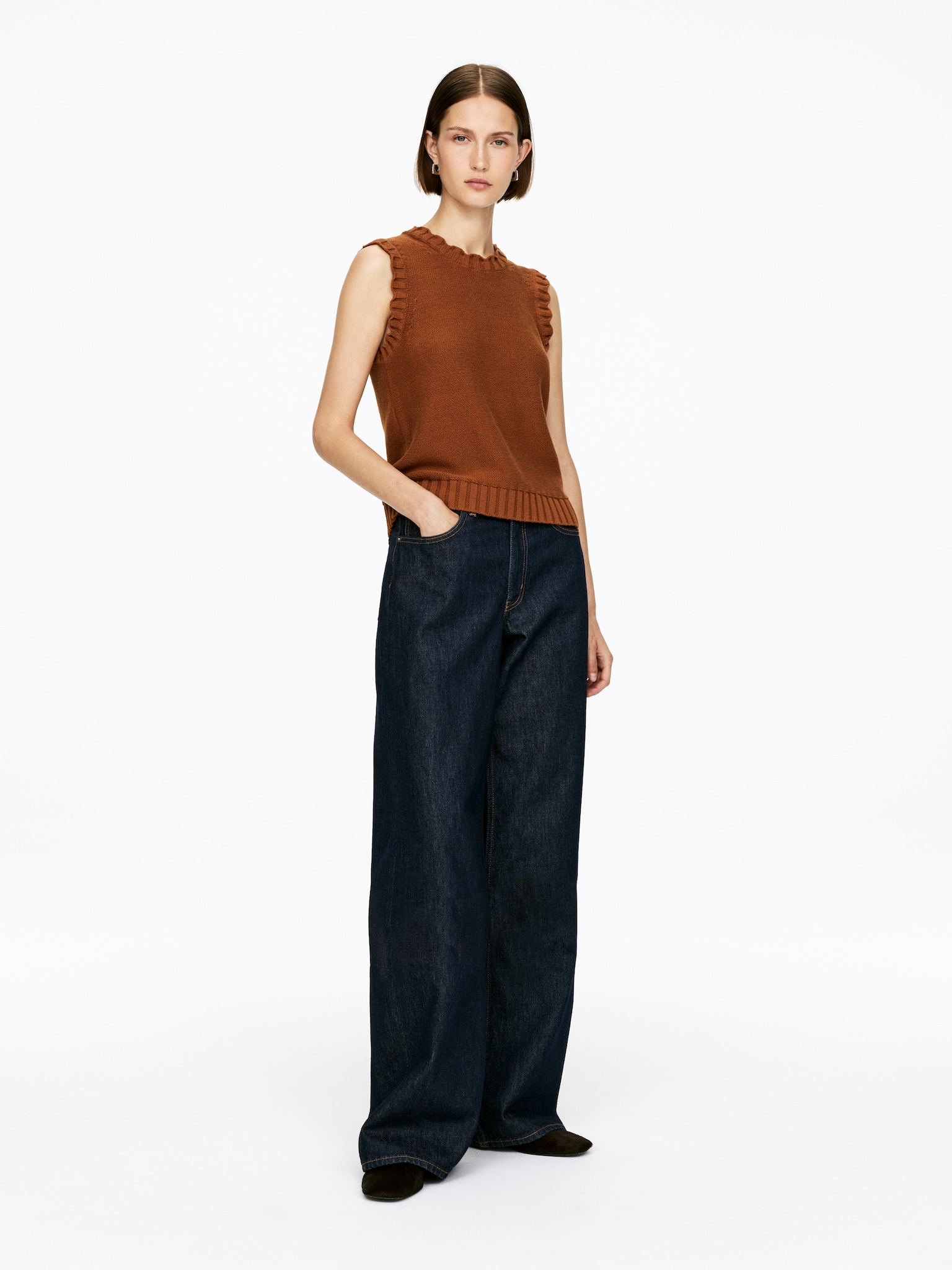 Scallop-Edge Knitted Vest - Rust - 5