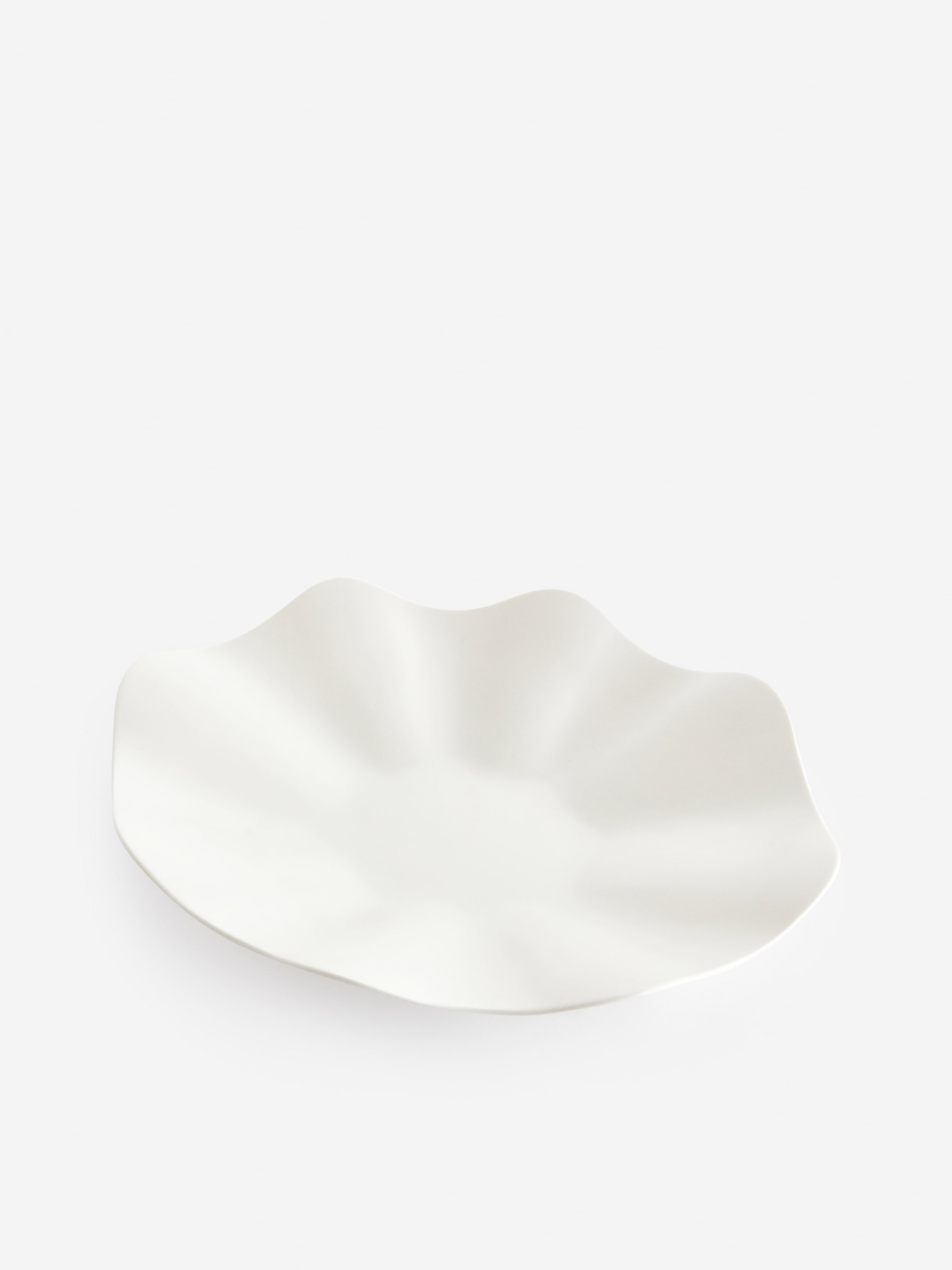 Größeres Bild ansehen: Gewellte Schale aus Steingut - Weiß - Home All | H&M DE 3