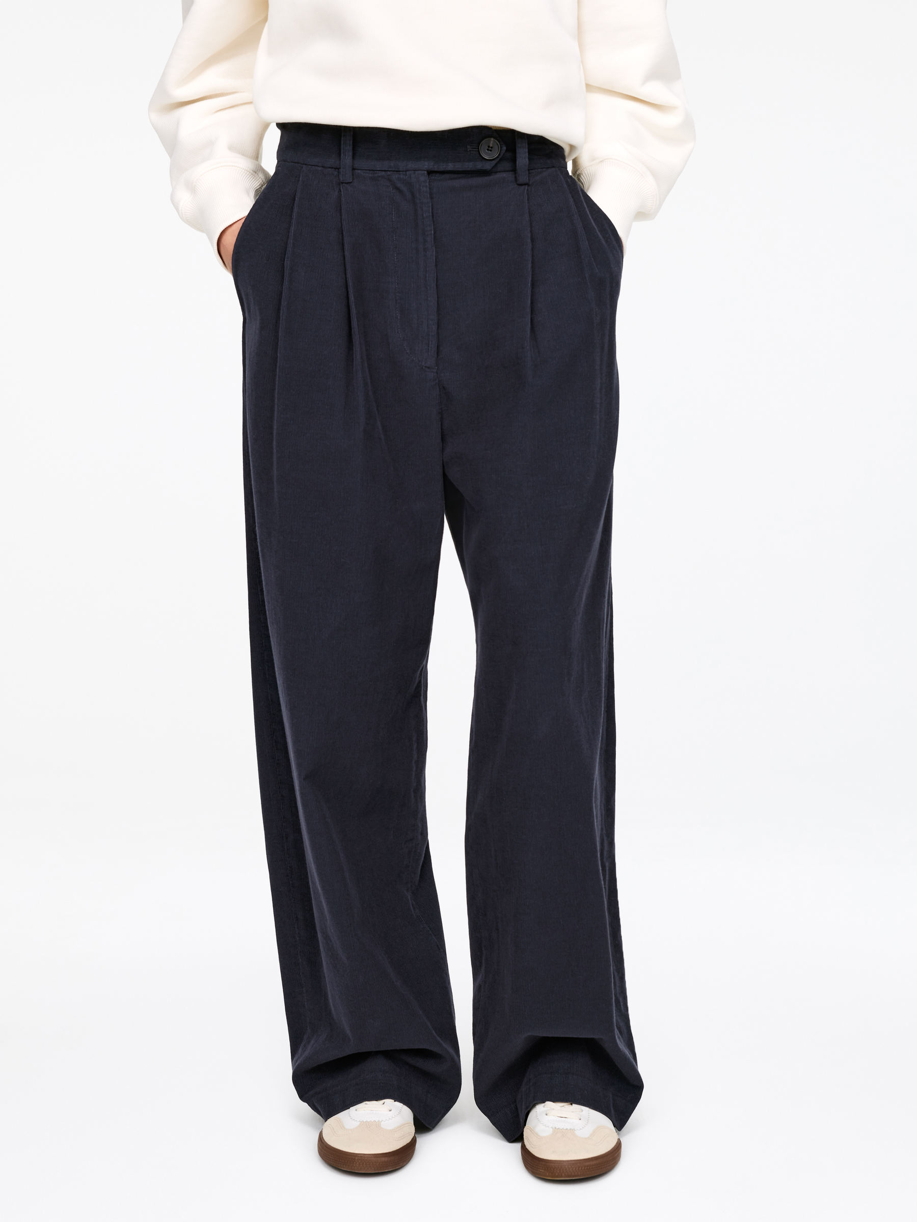 High-Waist Corduroy Trousers - Dark Blue - Regular fit - Women - StillMedia/Lookbook - 4