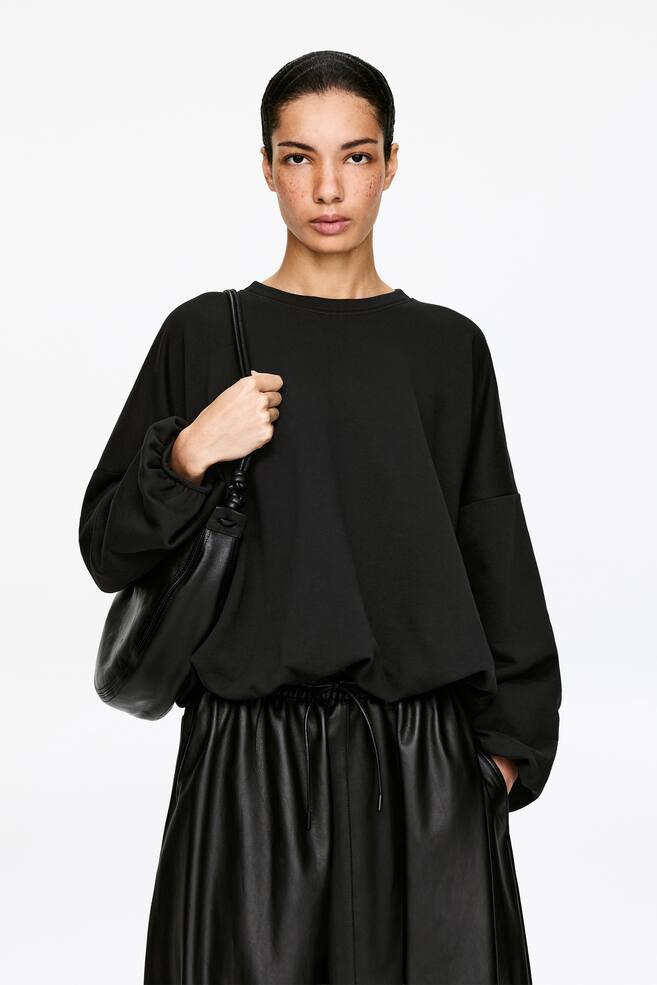 Sweatshirt mit Ballonschnitt - Schwarz/Cremeweiß/Braun - 2