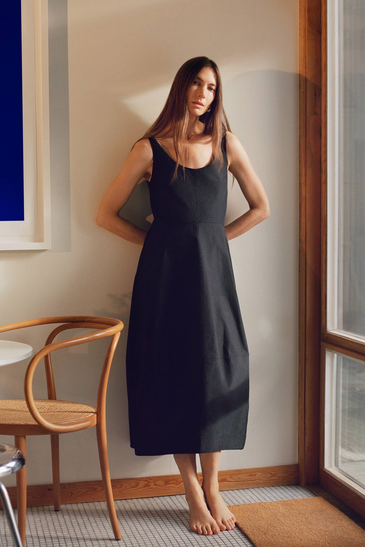 Kokonförmiges Taftkleid - Schwarz - 4