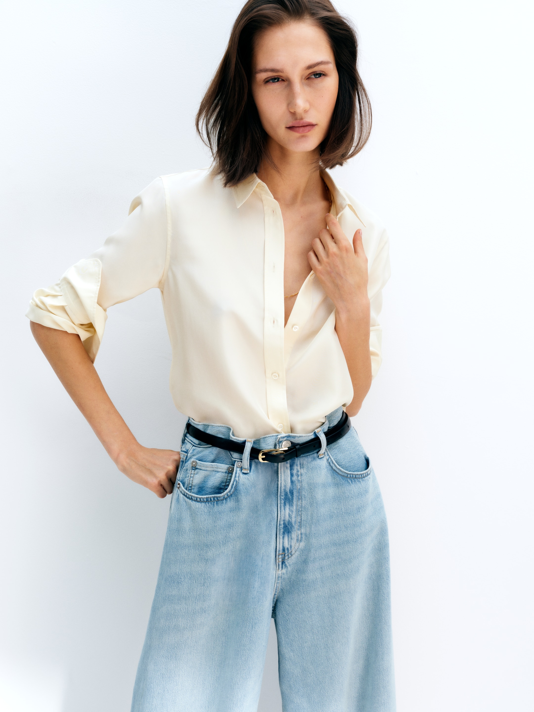 Silk Shirt - Off White - Slim fit - Women - StillMedia/Environmental - 1