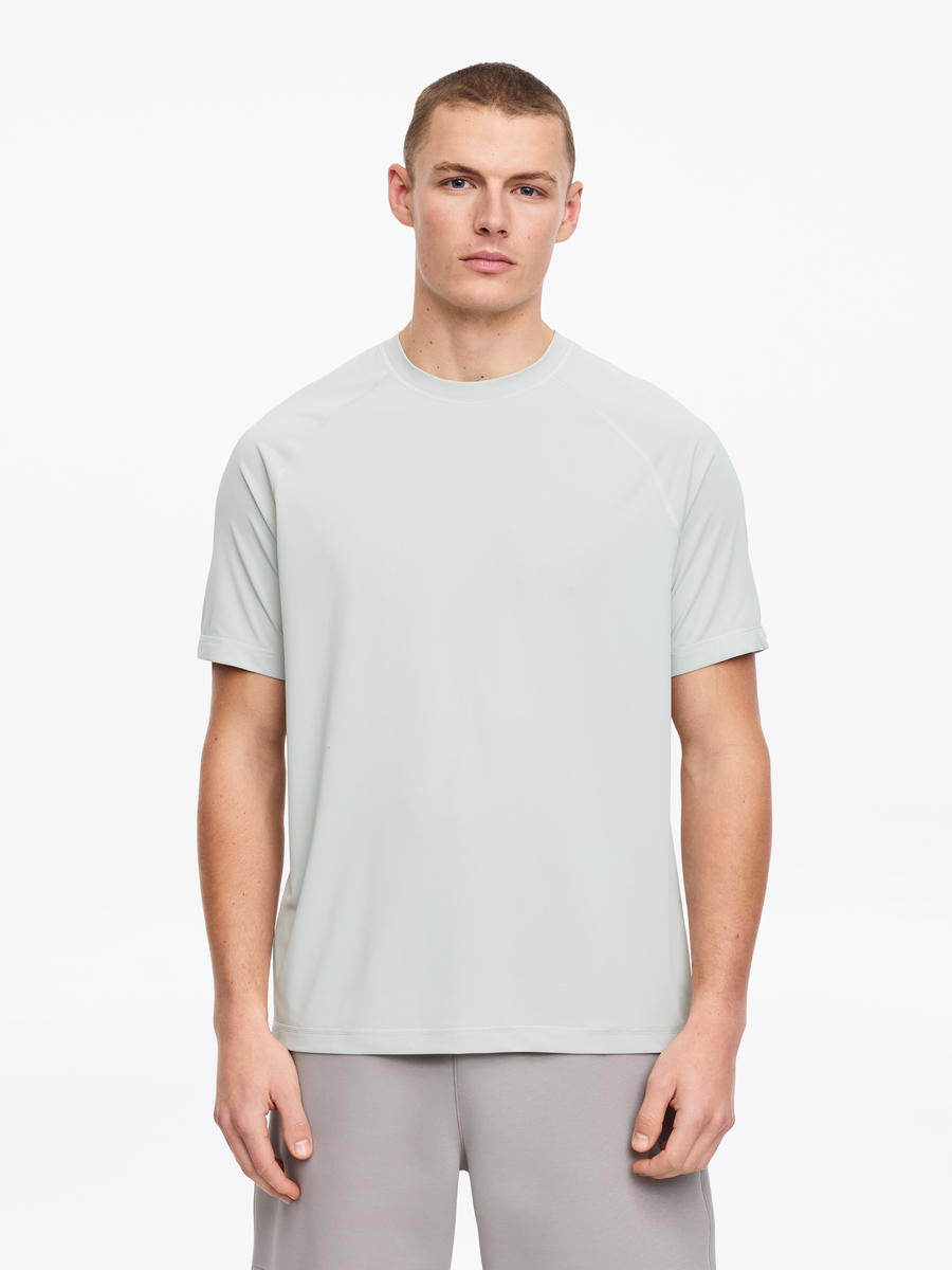 ARKET Men's  Active Tech T-Shirt Green,  size XS