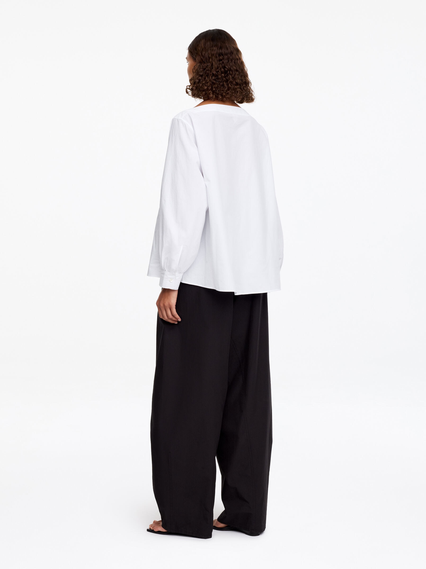 Boat-Neck Cotton Blouse - White - Regular fit - Women - StillMedia/Lookbook - 5