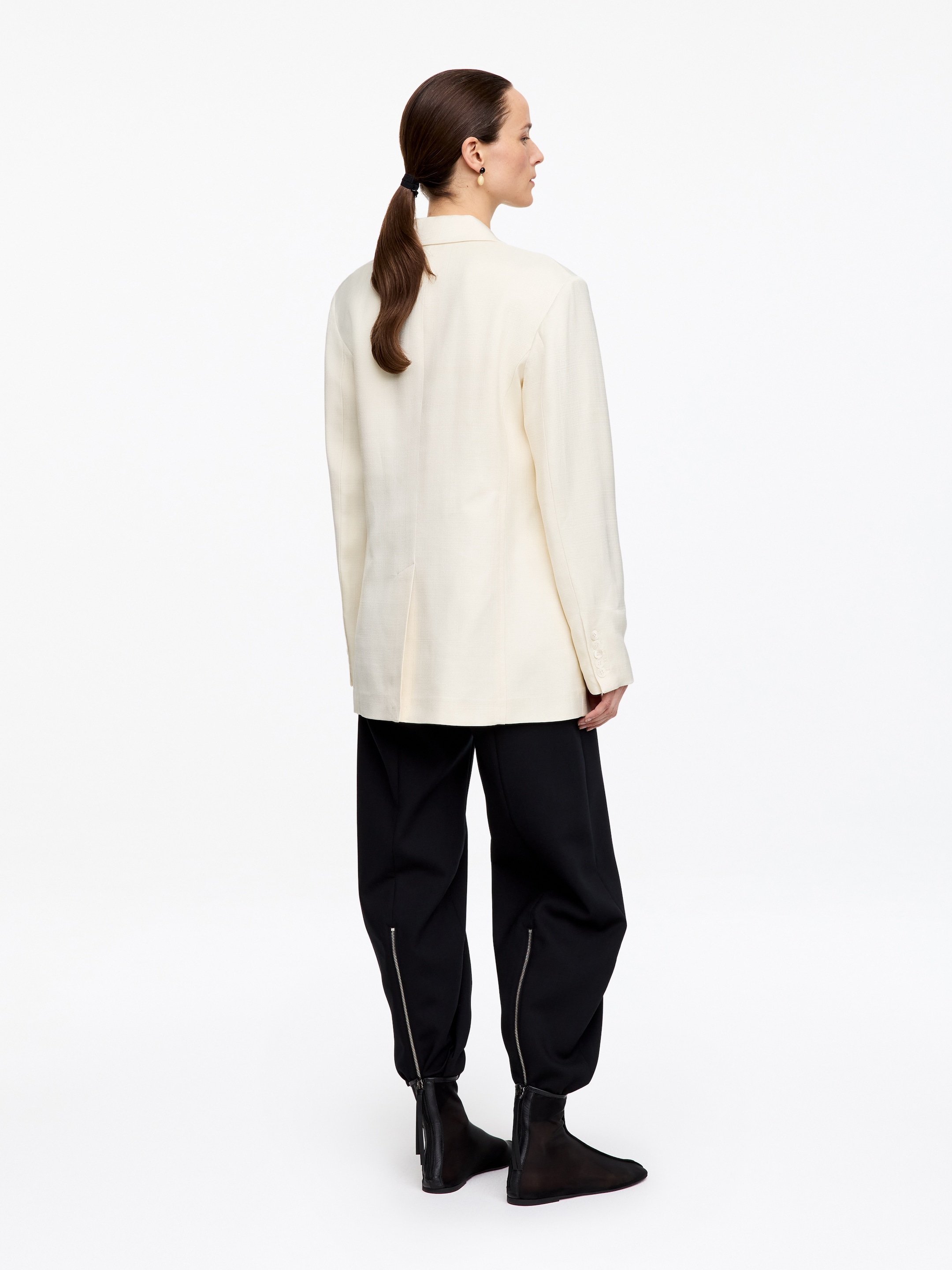 Double-Breasted Blazer - Off White - Regular fit - Women - StillMedia/Lookbook - 3