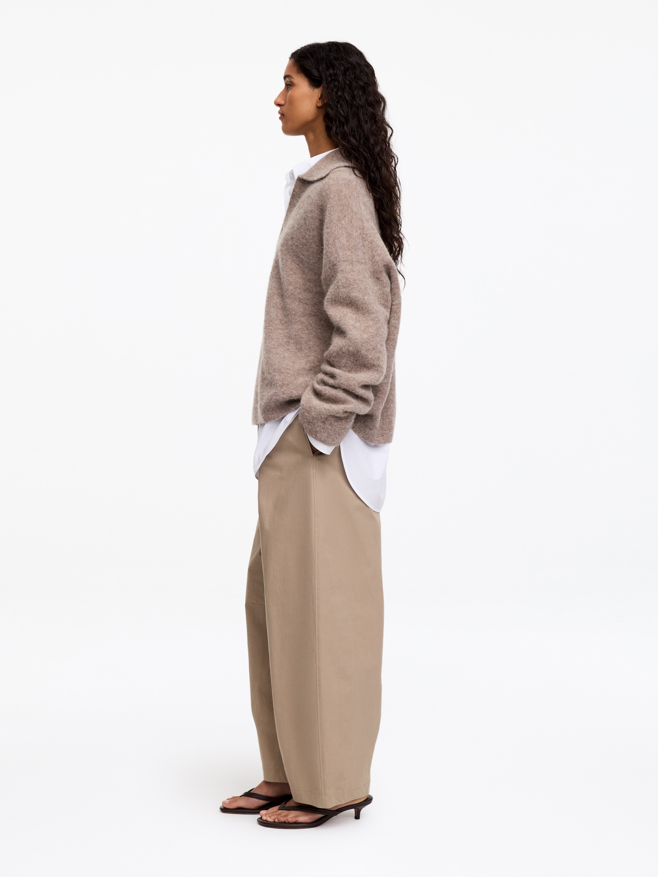 Barrel-Leg Cotton Trousers - Beige - Loose fit - women - StillMedia/Lookbook - 3