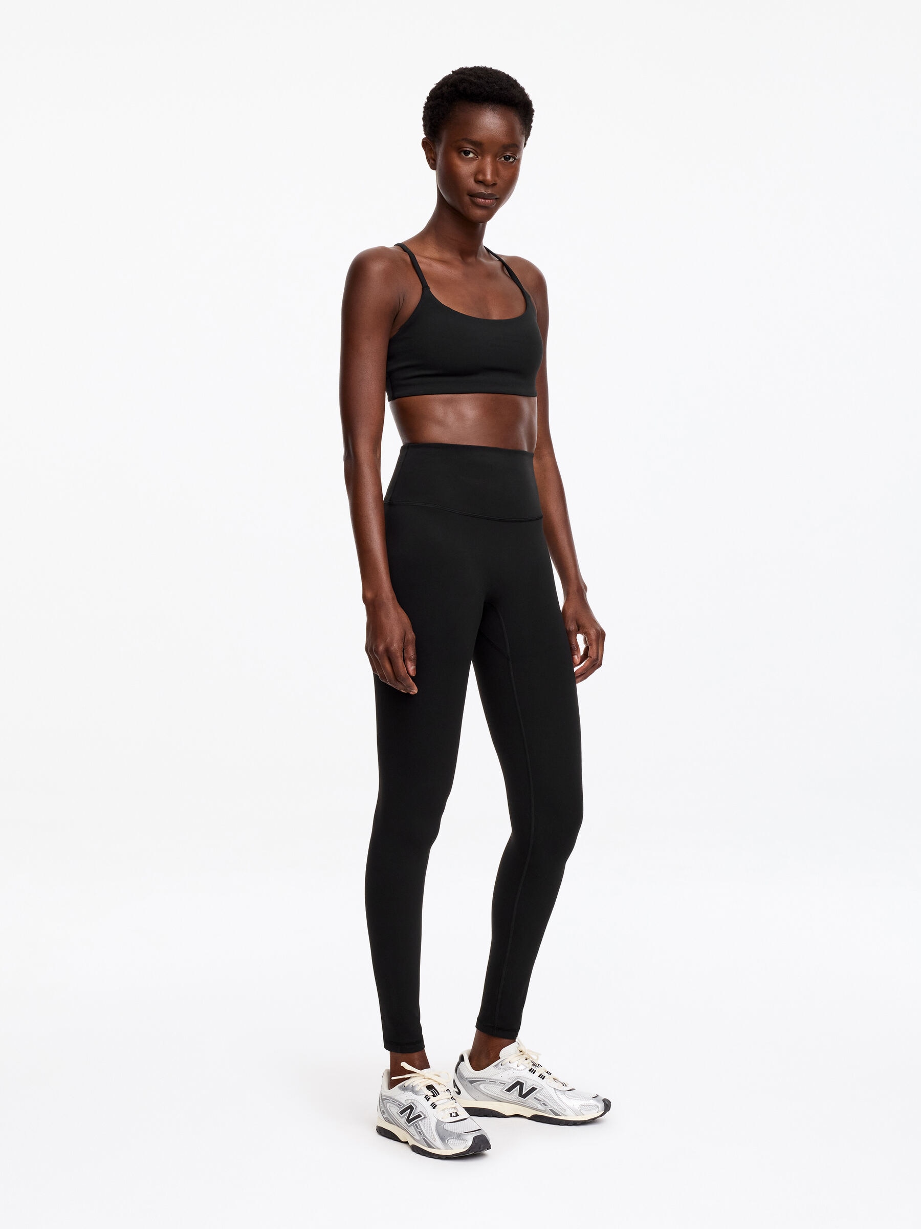 Soft Stretch Sports Bra - Black - Slim fit - Women - StillMedia/Lookbook - 6