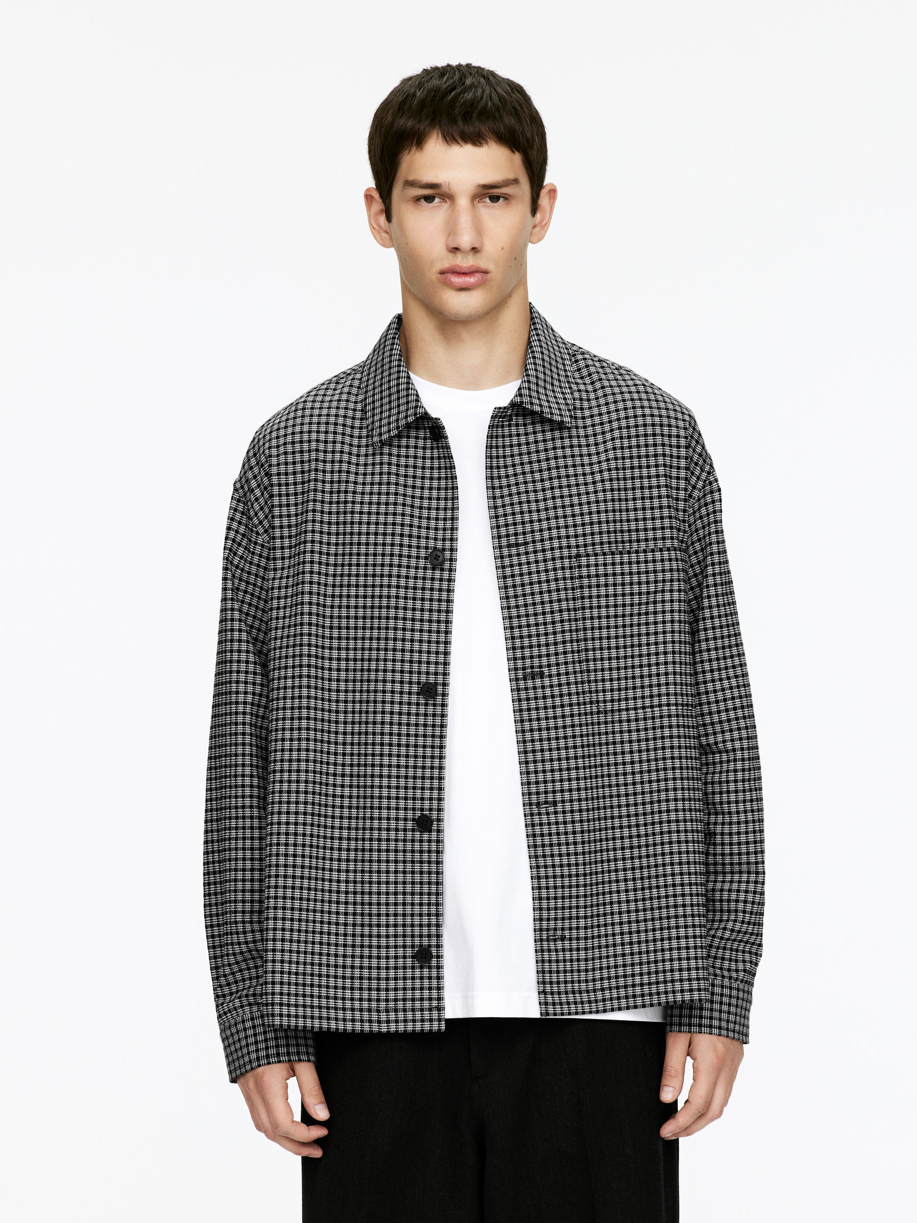 Seersucker Shirt - Black/White - Relaxed fit - Men - StillMedia/Lookbook - 5