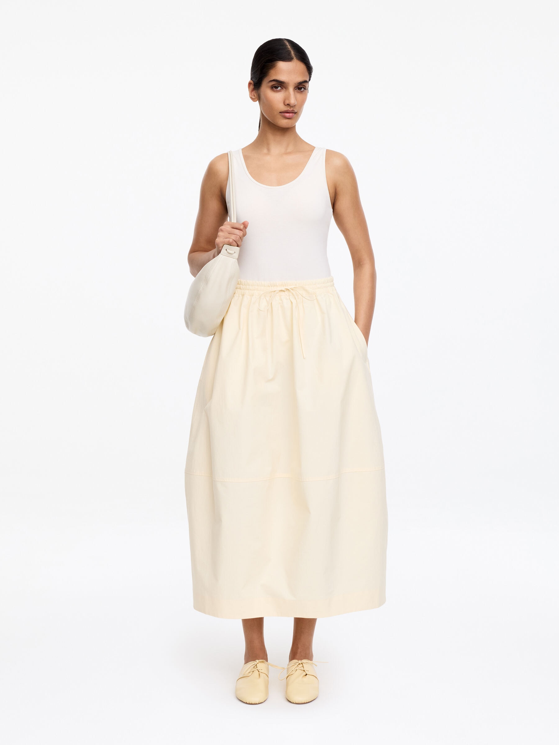 Zapatos de piel suave con cordones - Amarillo empolvado - Women - StillMedia/Lookbook - 7