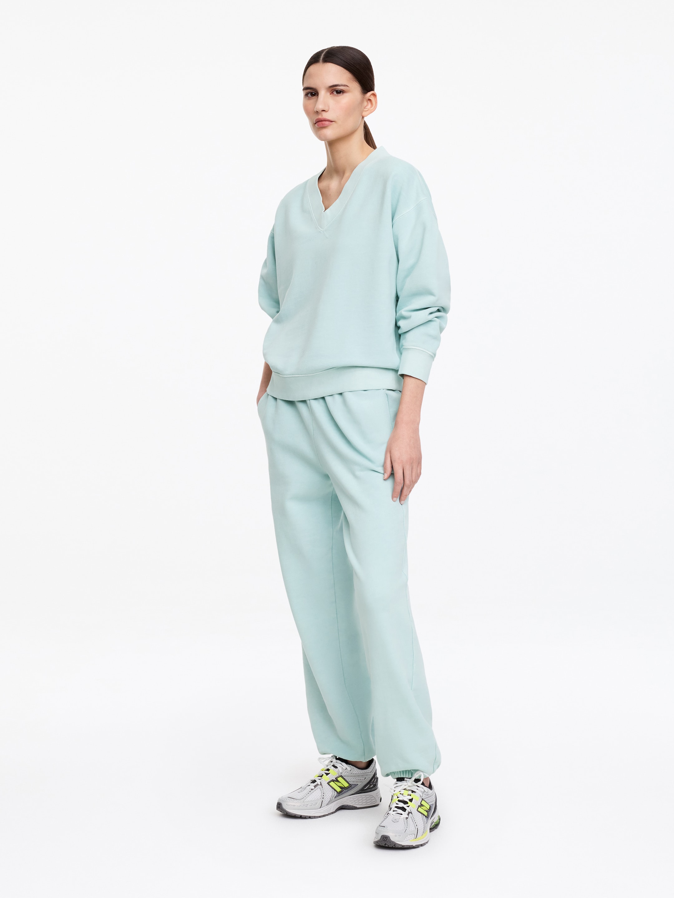 Jogginghose aus Frottee - Helltürkis - Regular Fit - Damen - StillMedia/Lookbook - 4
