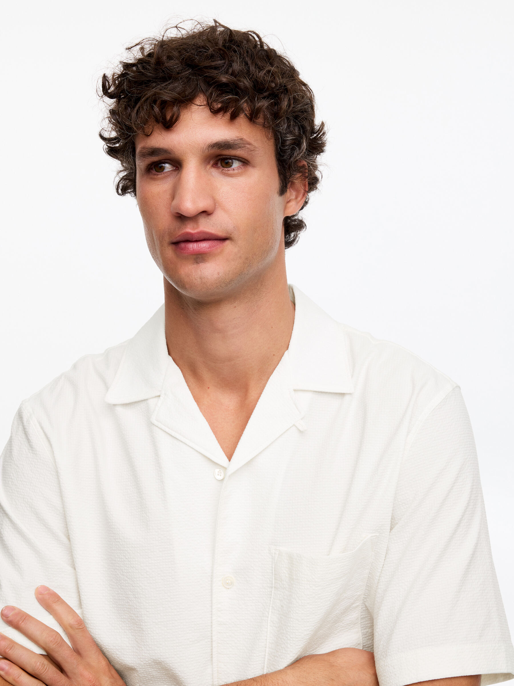 Seersucker Resort Shirt - Off White - Regular fit - Men - StillMedia/Lookbook - 2
