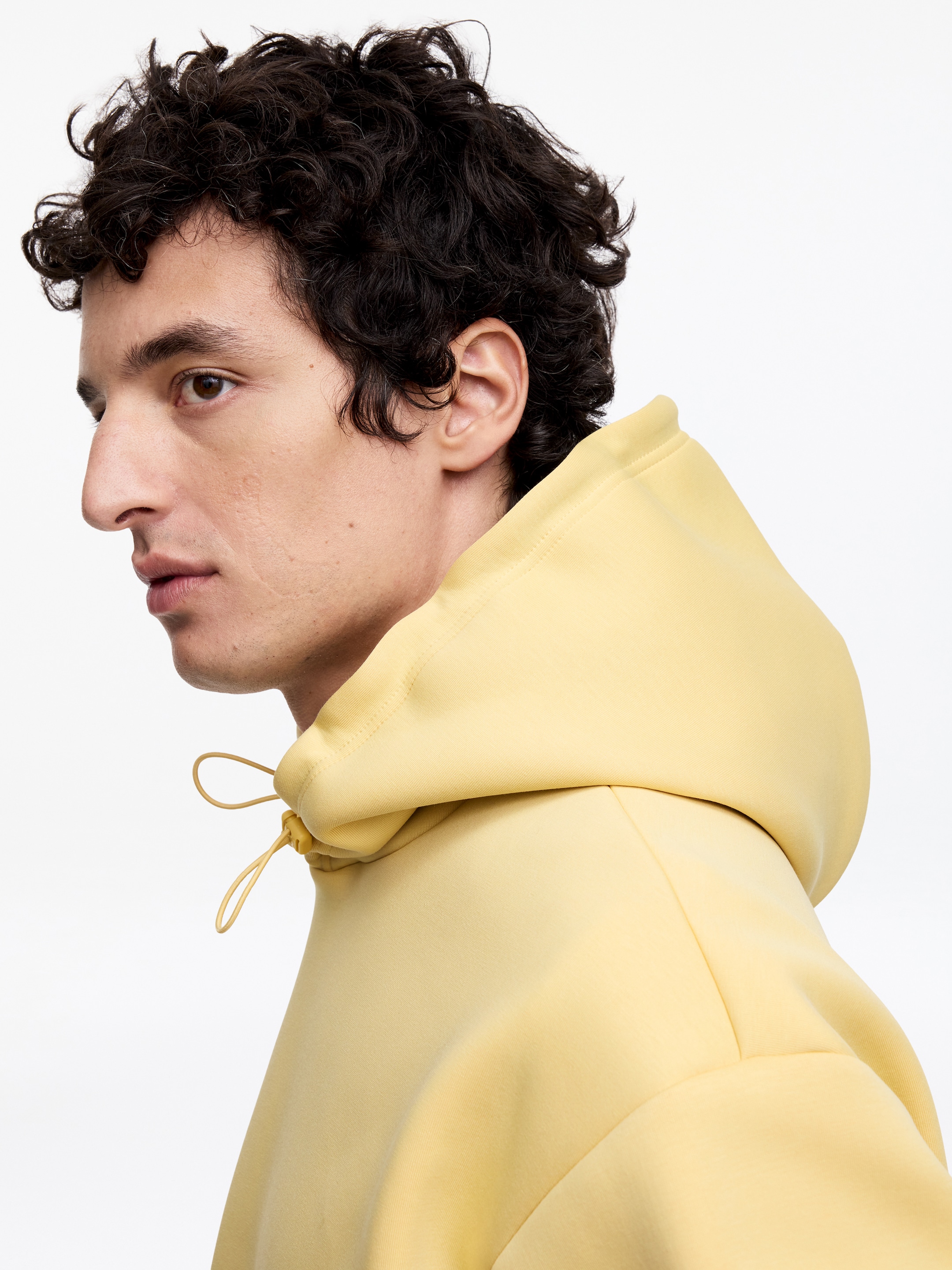 ARKET ACTIVE Hoodie - Gul - Loose fit - Men - StillMedia/Lookbook - 5
