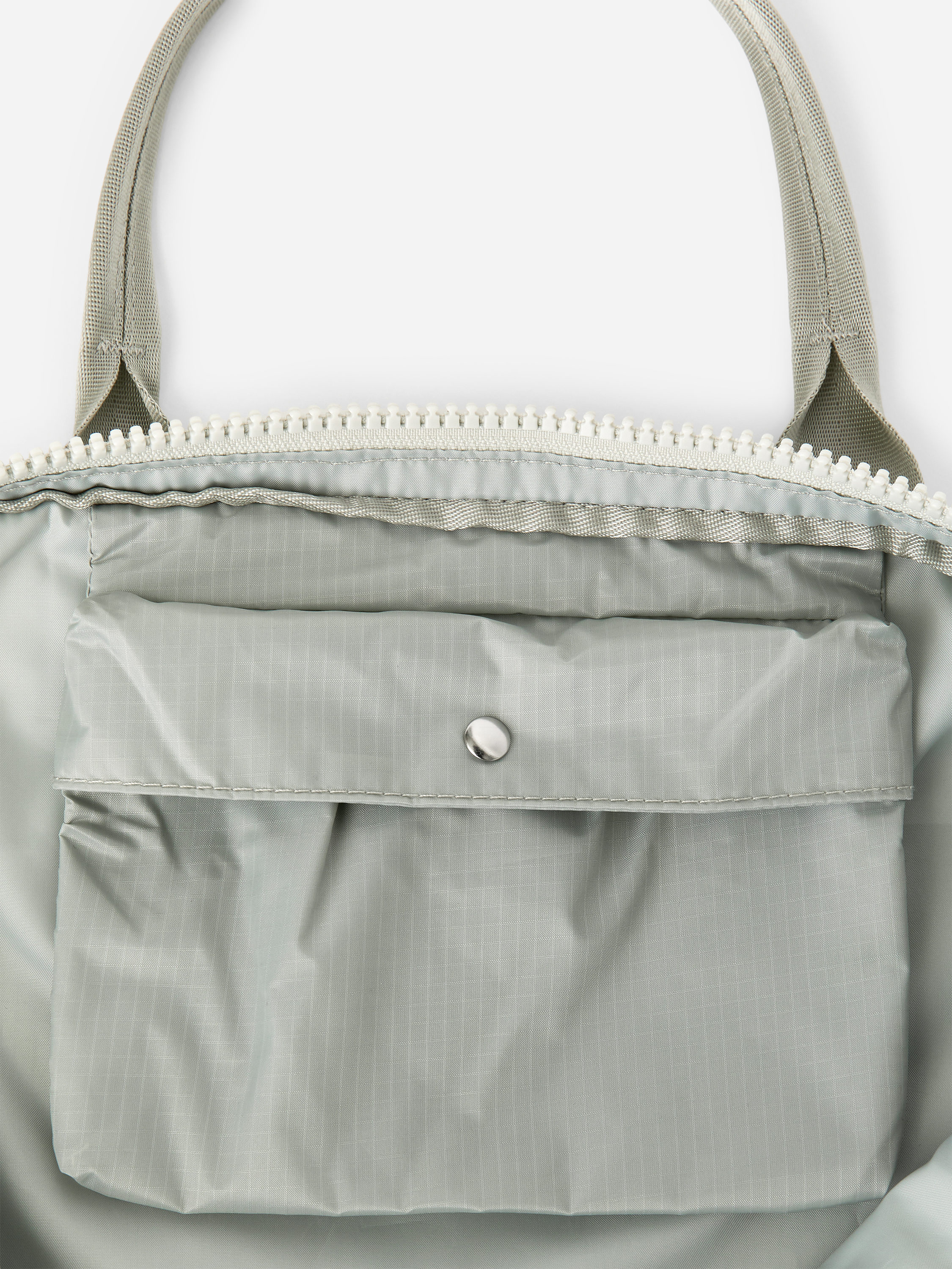 Ripstop Messenger Bag – Sage Green – Men – ARKET WW