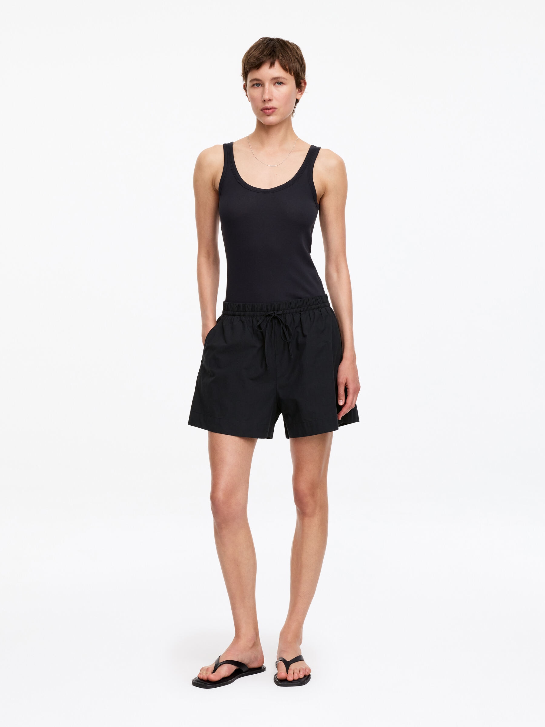 Drawstring Poplin Shorts - Black - Relaxed fit - Women - StillMedia/Lookbook - 6