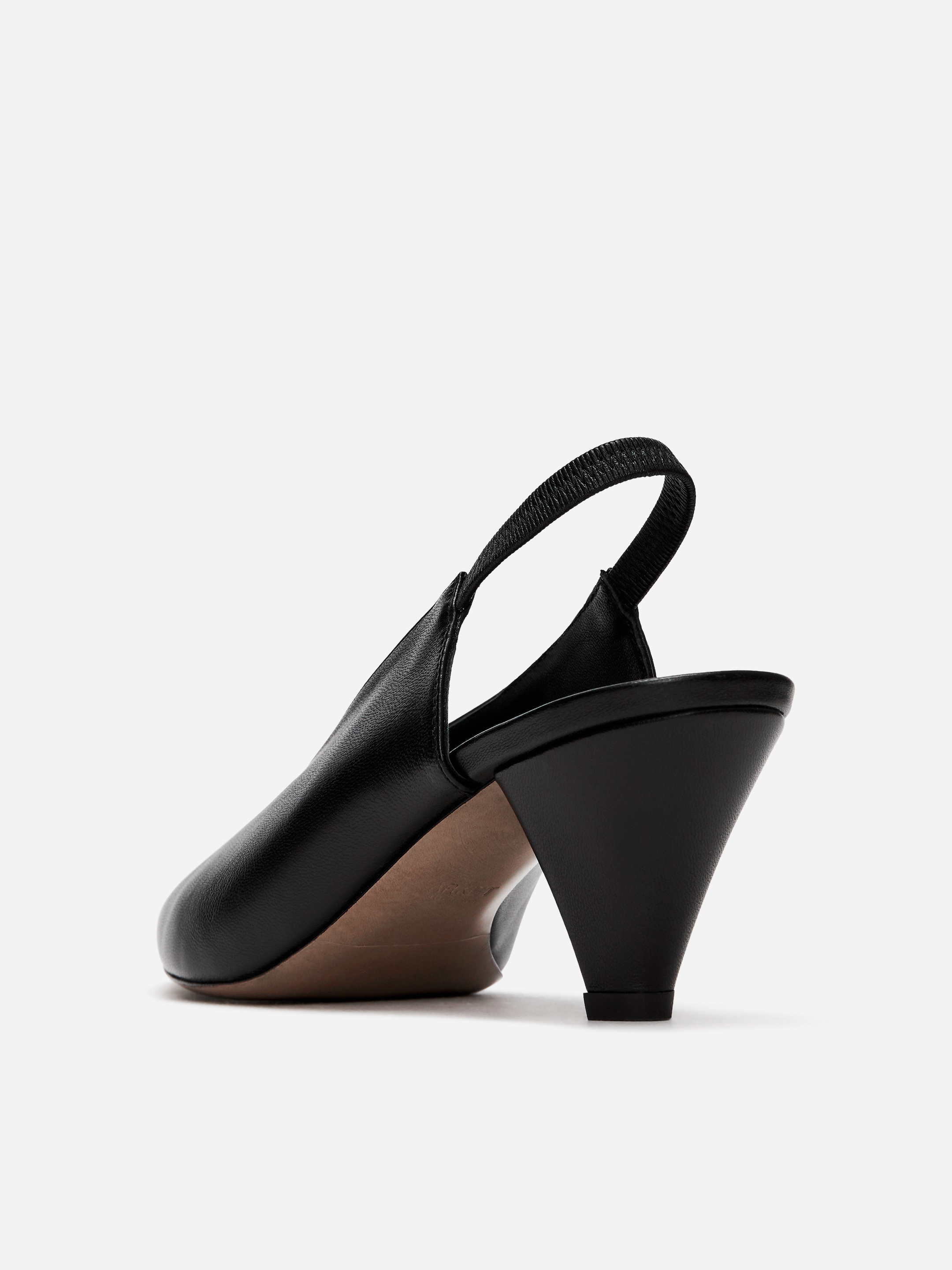 Zapatos de salón de piel con tiras traseras - Negro - Women - StillMedia/DescriptiveStillLife - 7