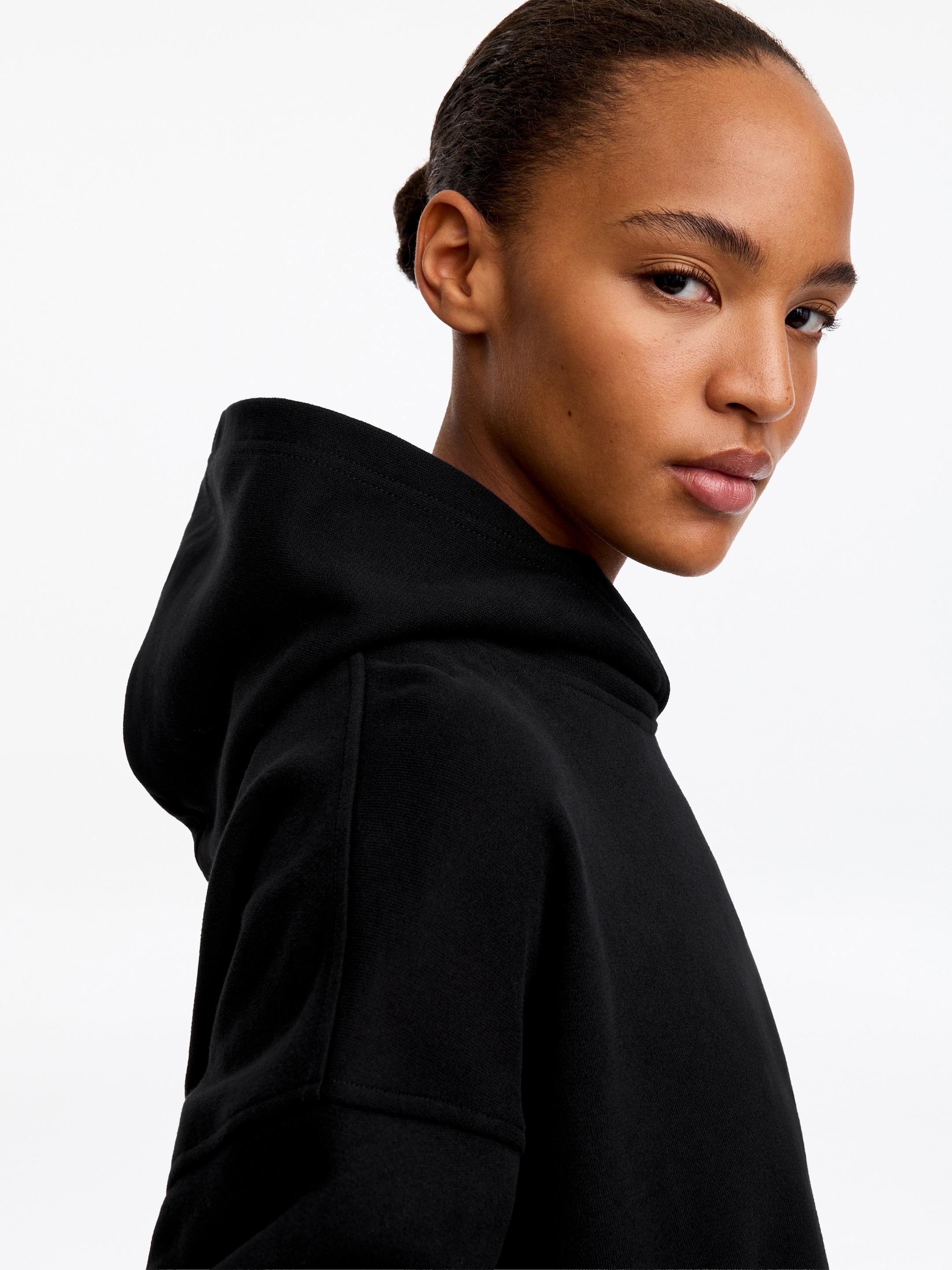 Brushed terry hoodie - Black - Regular fit - women - StillMedia/Lookbook - 3