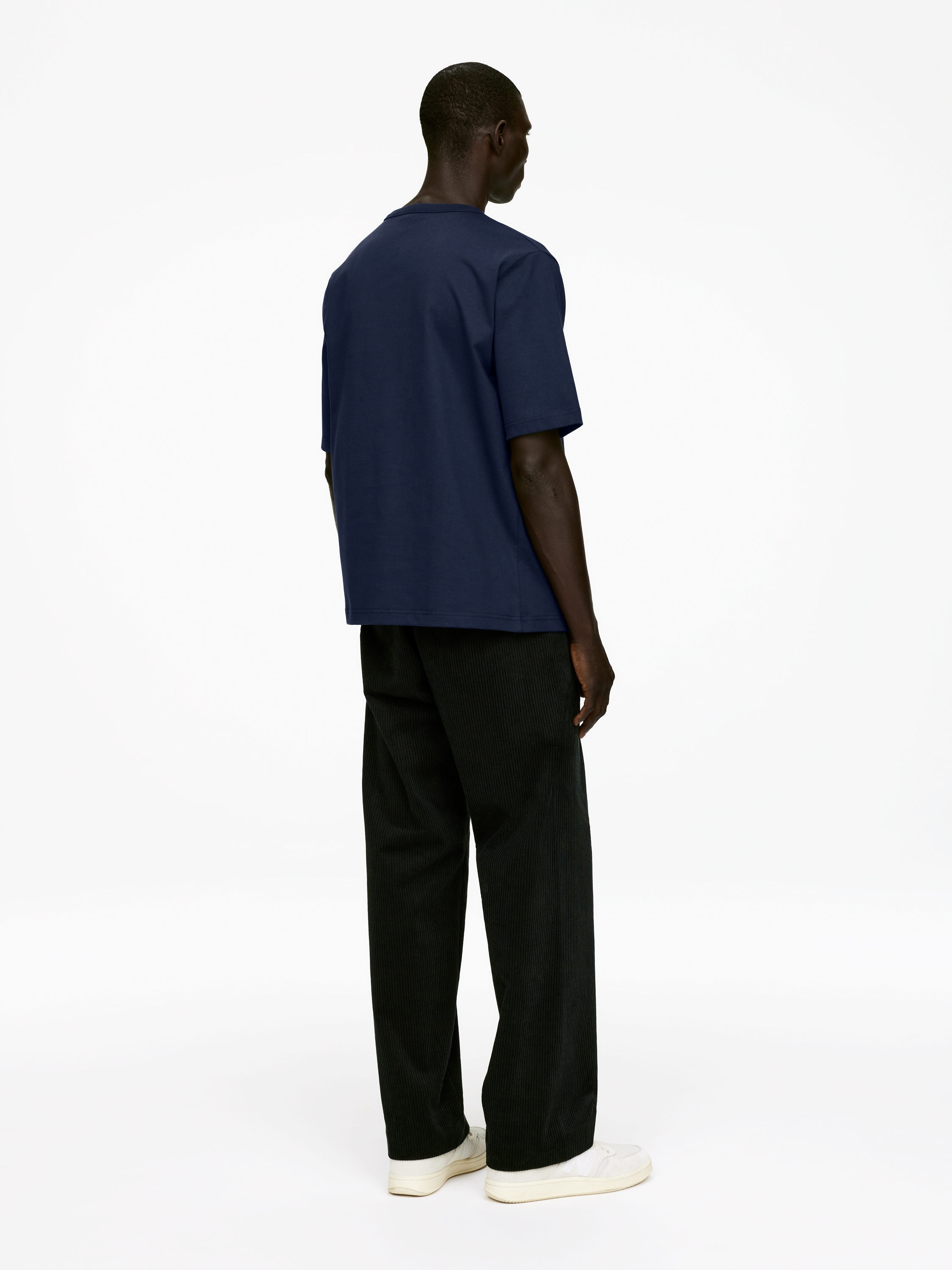270 GSM Oversized T-Shirt - Dark Blue - Relaxed fit - Men - StillMedia/Lookbook - 6
