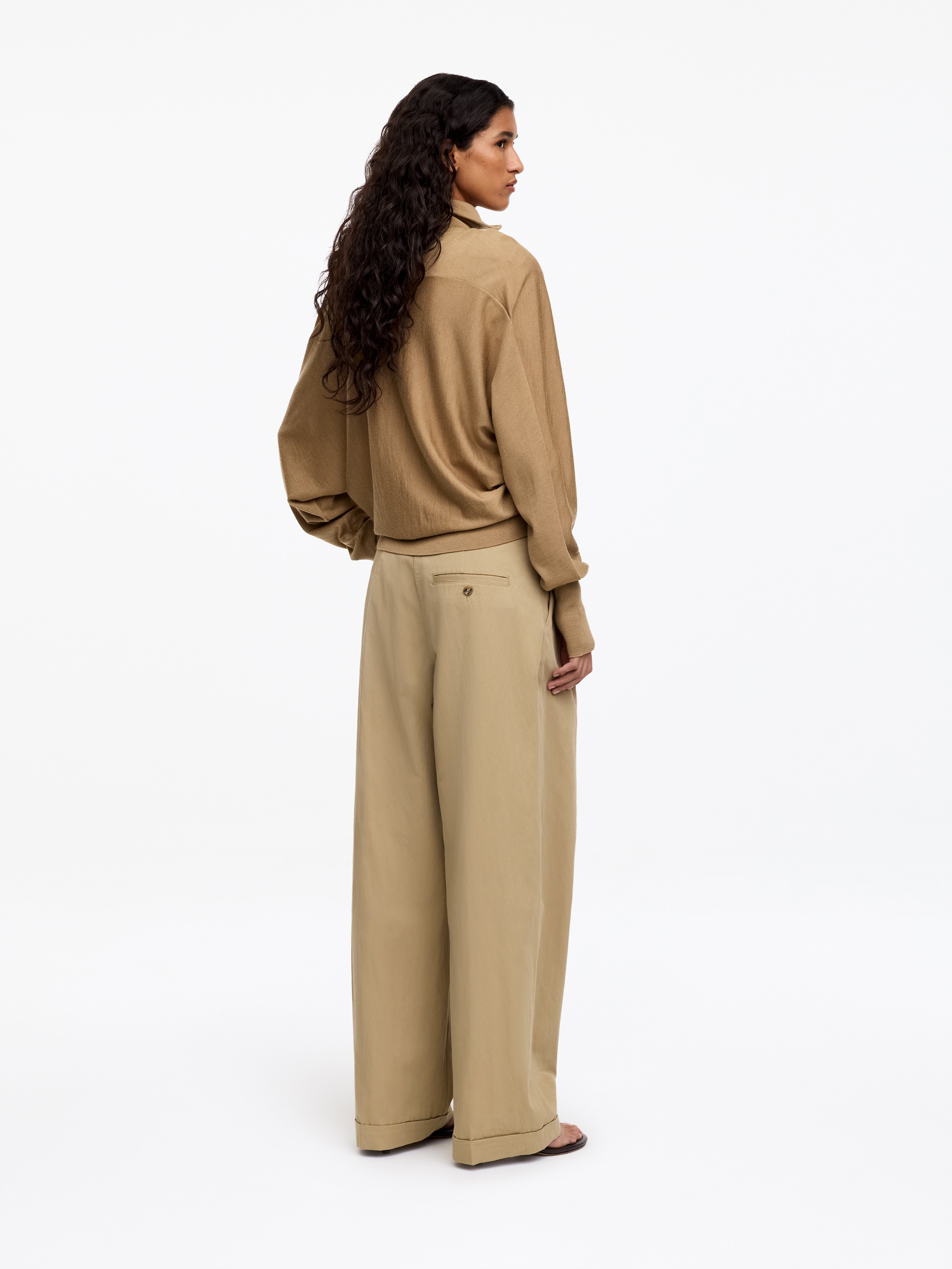 Pantalones chino holgados - Beige - Corte relajado - women - StillMedia/Lookbook - 3