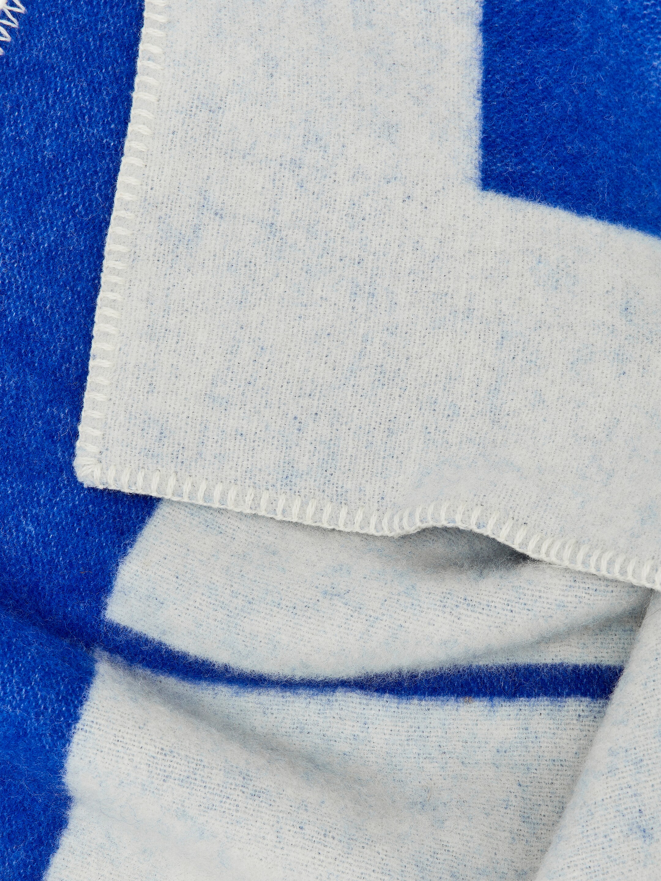 Visualizza immagine più grande: Coperta Klippan in lana - Blu/Bianco sporco - HOME | H&M IT 3