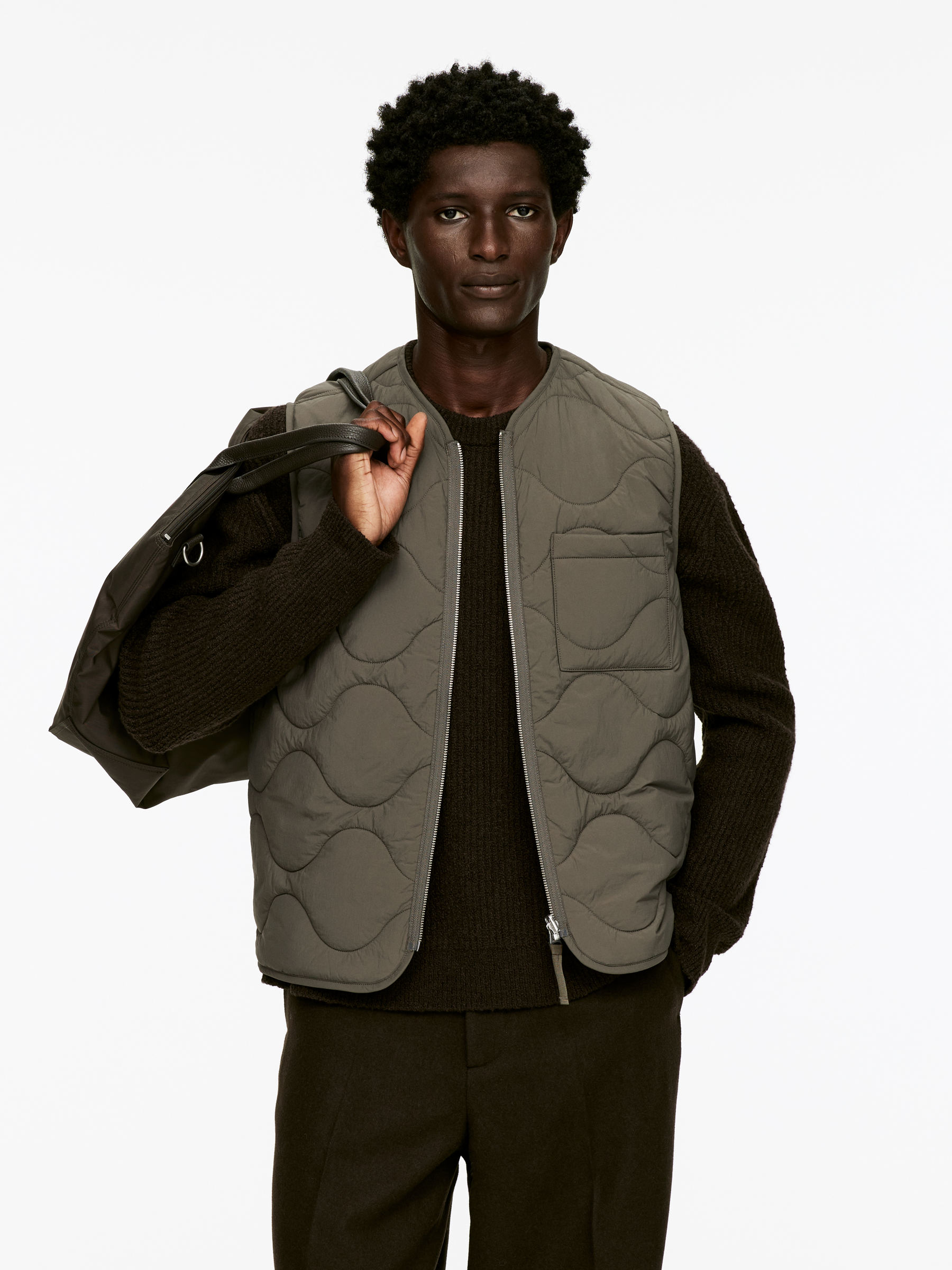 2-in-1 Quilted Liner Vest - Khaki Green - Regular fit - Men - StillMedia/Lookbook - 3