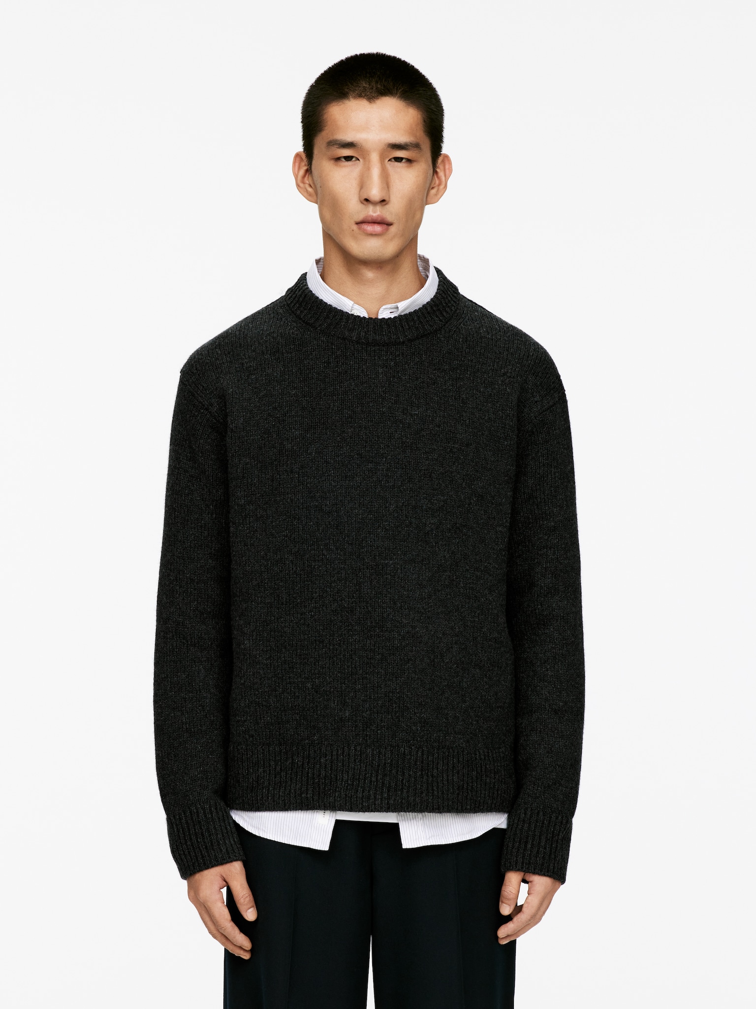 Hrubý vlnený sveter - Tmavosivá melírovaná/Svetlosivý melír/Stredne modrá/Tmavohnedé/Tmavomodrá/Béžová melírovaná/Off White