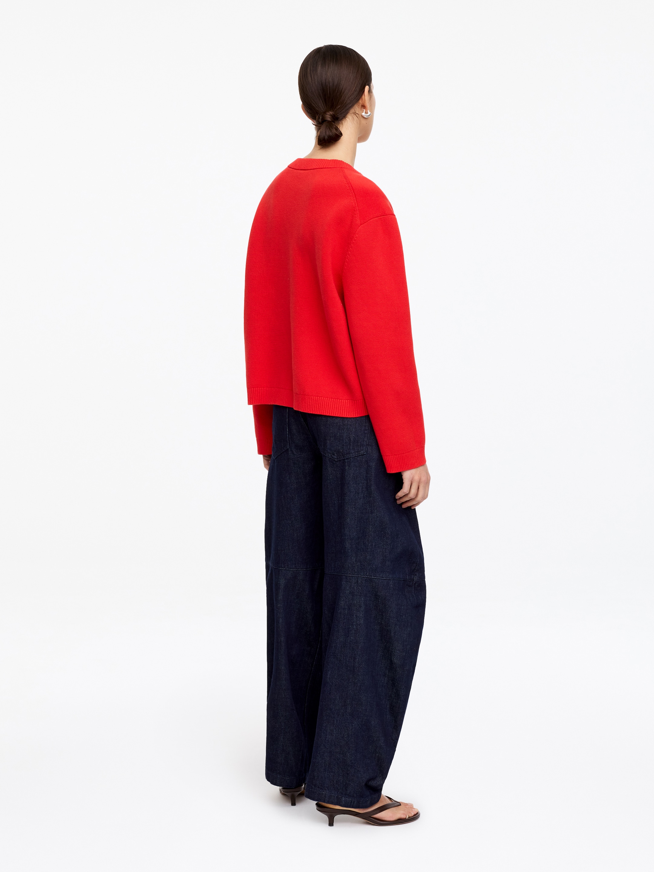 Pull en coton à col V - Rouge - Loose fit - Femme - StillMedia/Lookbook - 4