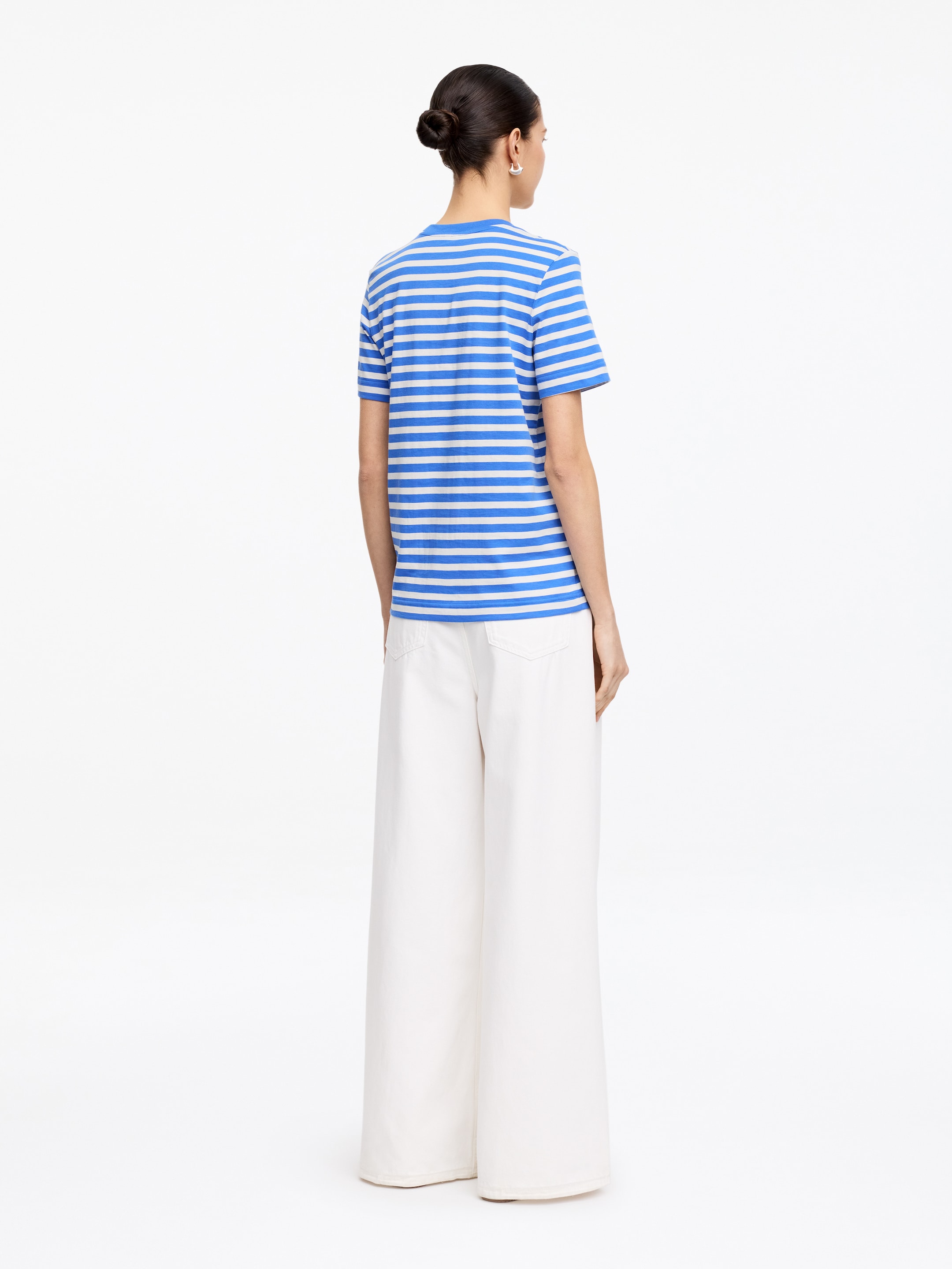 Signature Short-Sleeve T-Shirt - Blue/White - Regular fit - Women - StillMedia/Lookbook - 6