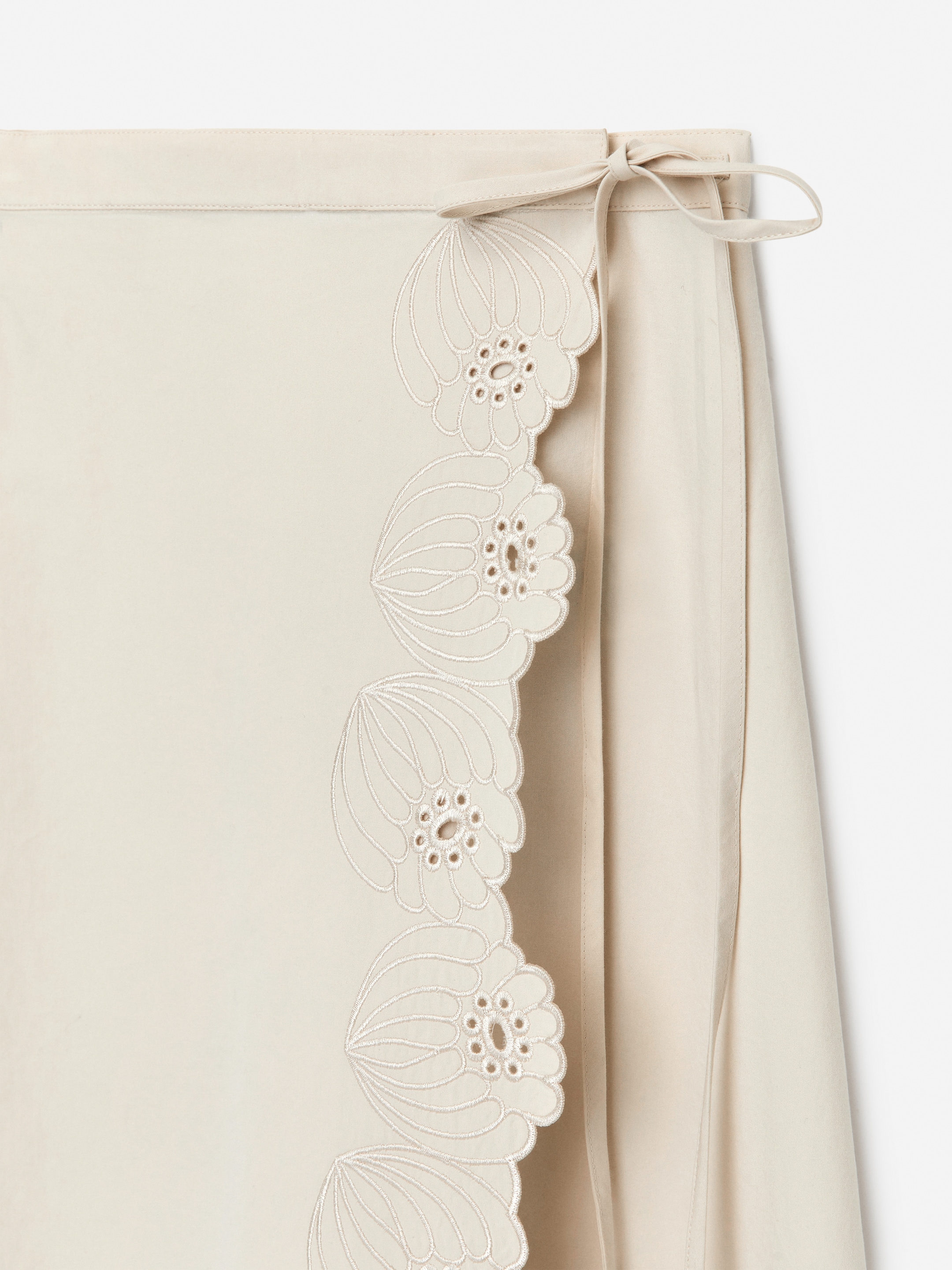Ver imagen más grande: Falda bordada - Blanco roto - MUJER | H&M ES 6