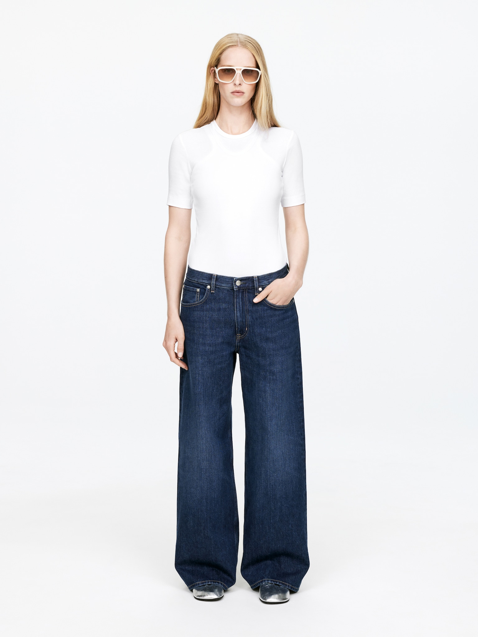 CLOUD Loose Jeans mit weitem Bein - Mittelblau/Dunkelblau/Verwaschenes Blau/Grau/Mittelblau/Dunkelblau