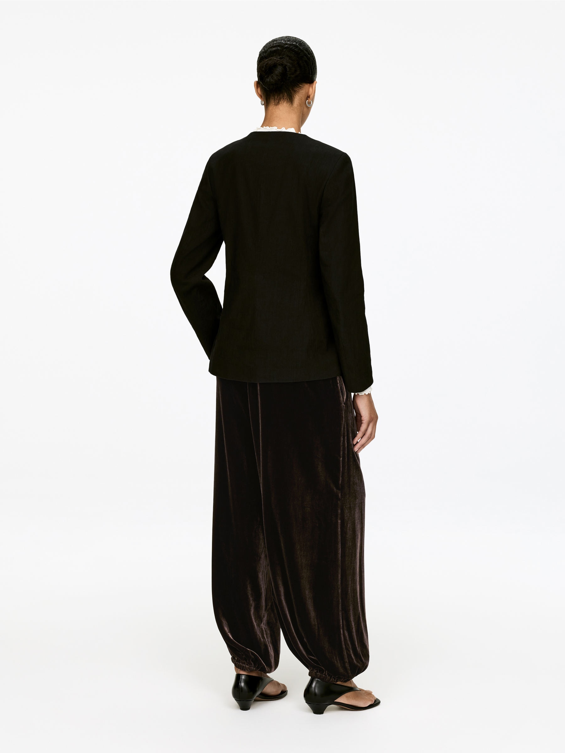Sammetsbyxa - Mörkbrun - Relaxed fit - Women - StillMedia/Lookbook - 3