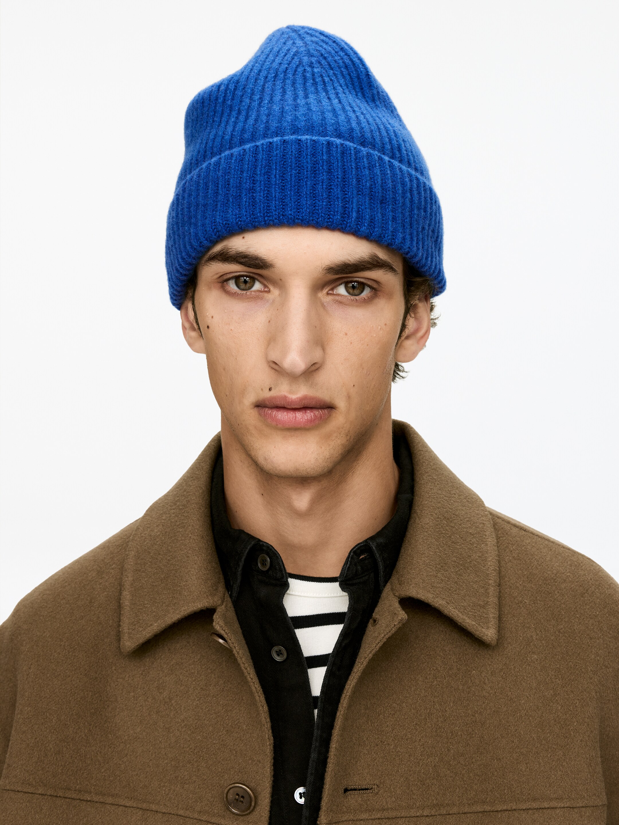 Visualizza immagine più grande: Berretto in misto lana con lavorazione a coste - Blu - UOMO | H&M IT 2