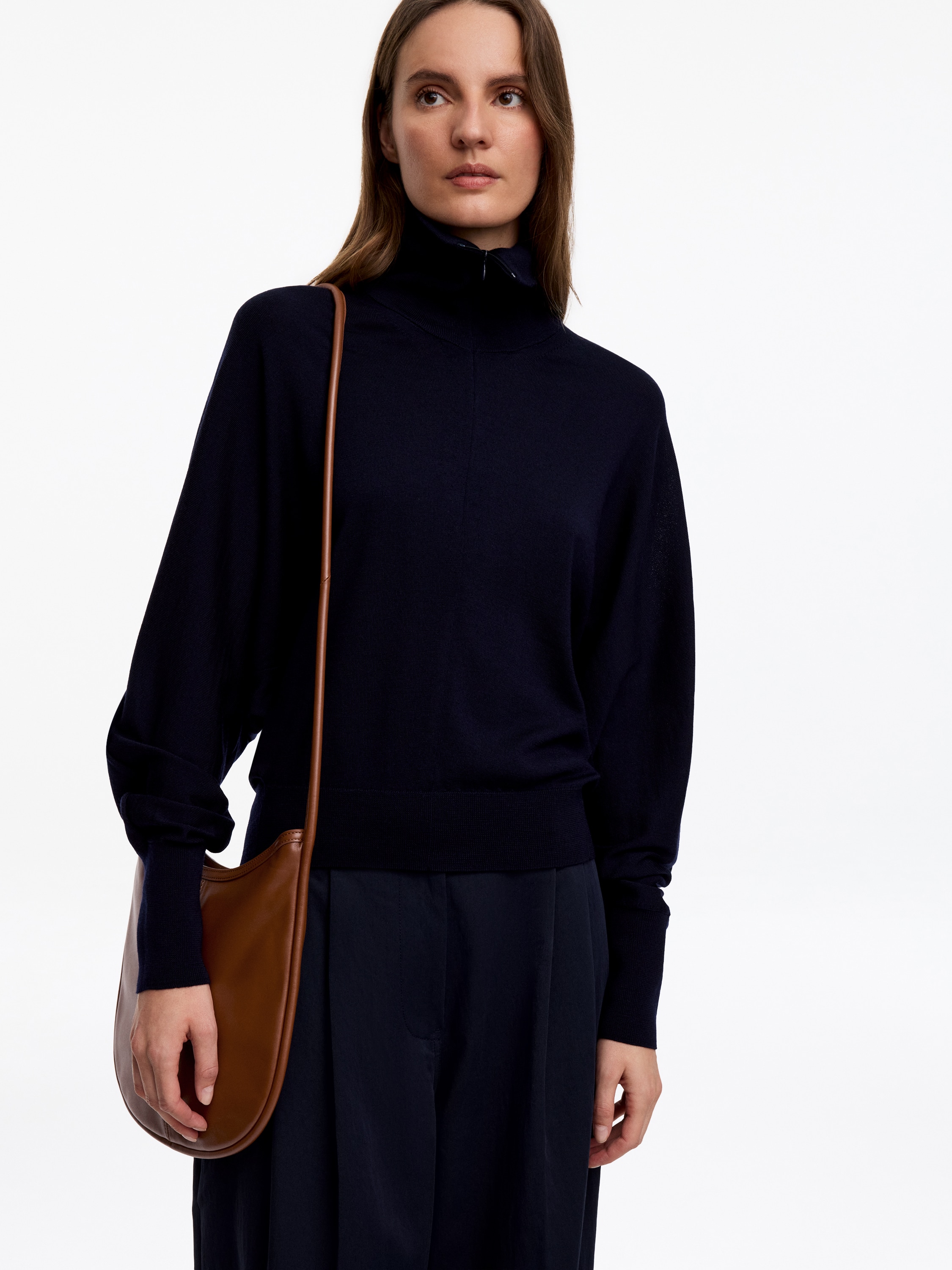 Bolso bandolera con forma de media luna - Marrón/Negro