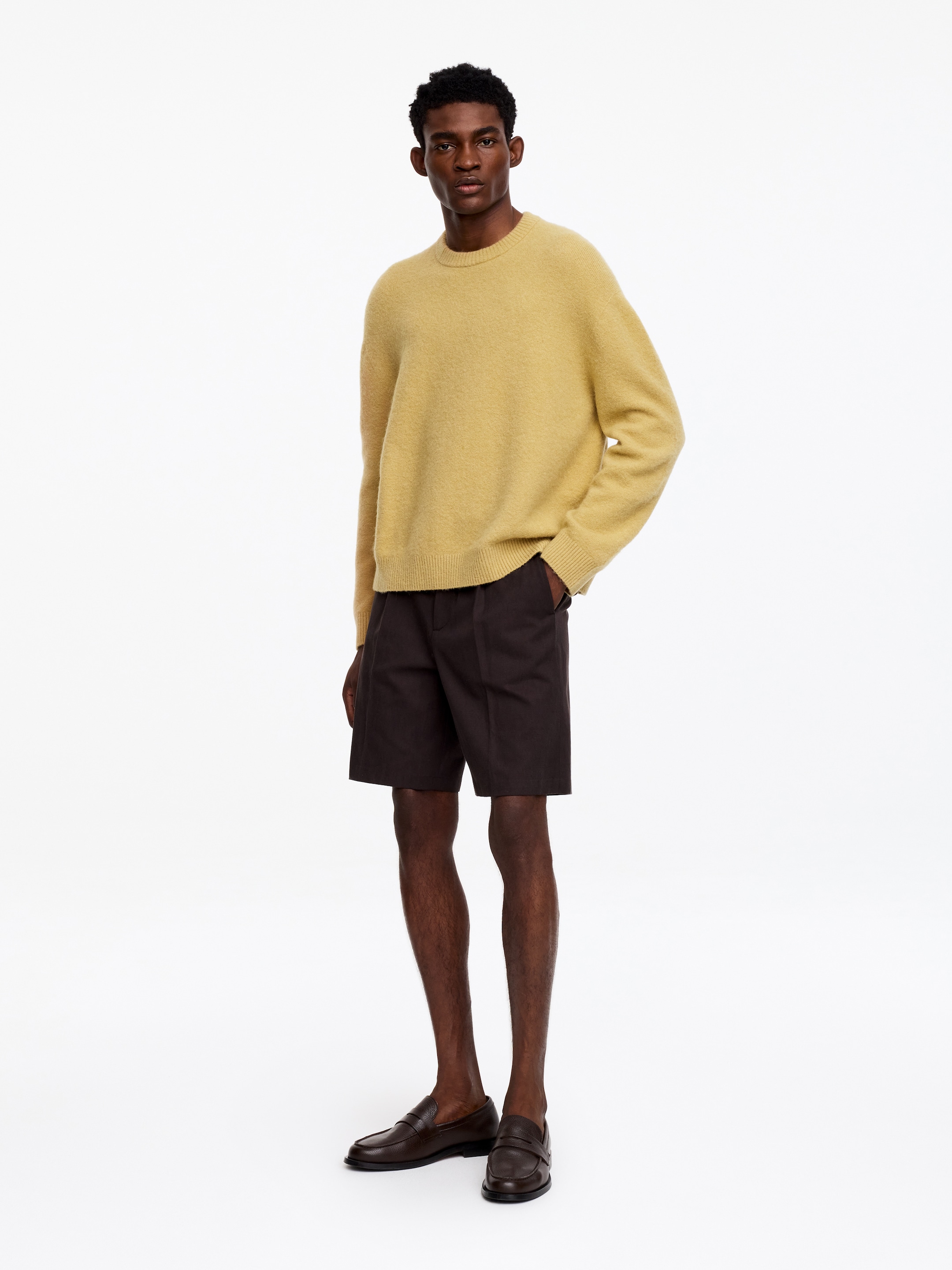 Jersey en mezcla de lana merino y alpaca - Mostaza - Corte relajado - Men - StillMedia/Lookbook - 4