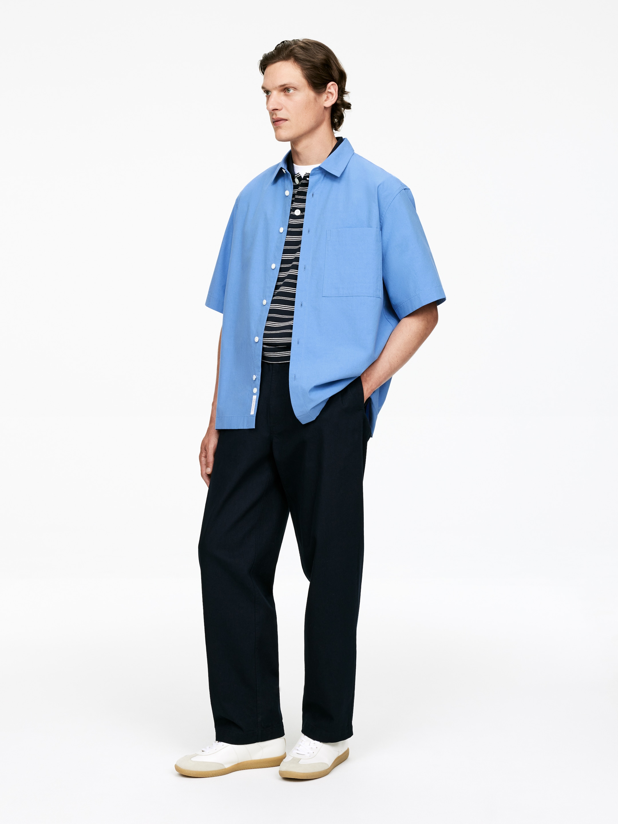 Visa större bild: Oversized poplinskjorta - Blå - HERR | H&M SE 3
