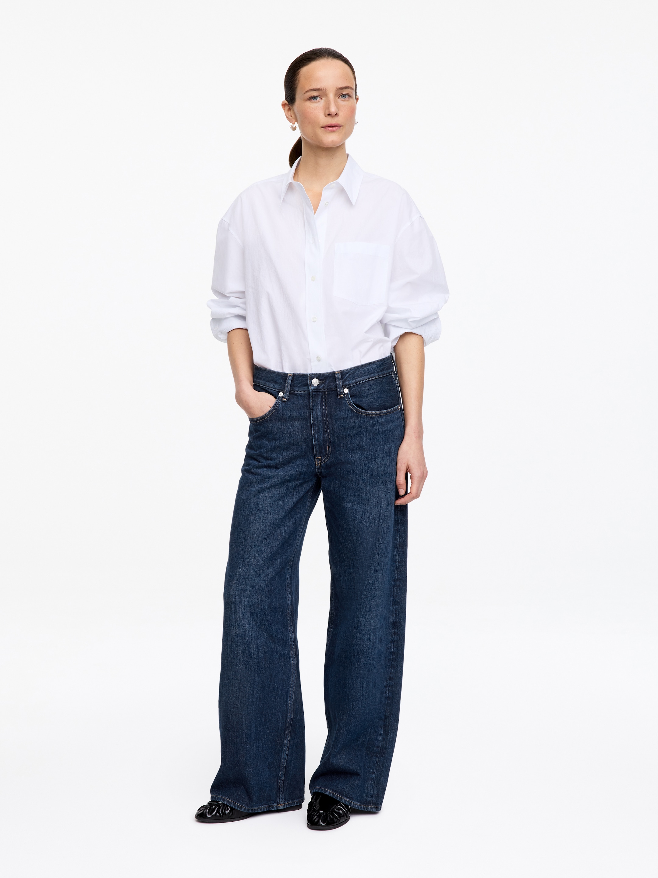 CLOUD Loose Wide Jeans - Mid Blue - Relaxed fit - Women - StillMedia/Lookbook - 19