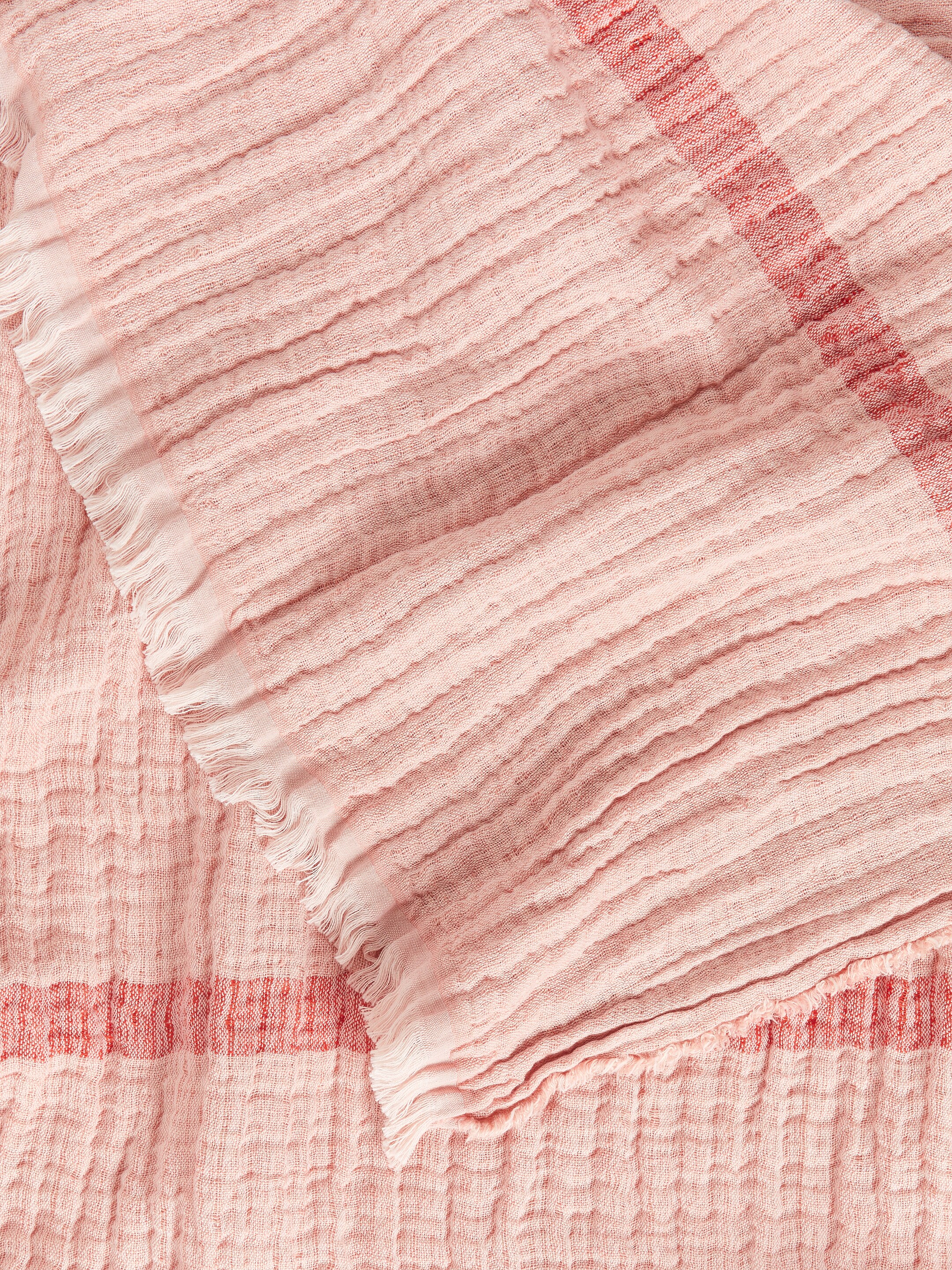 View larger image: Crinkled Linen Blend Blanket - Pink - Home All | H&M GB 2