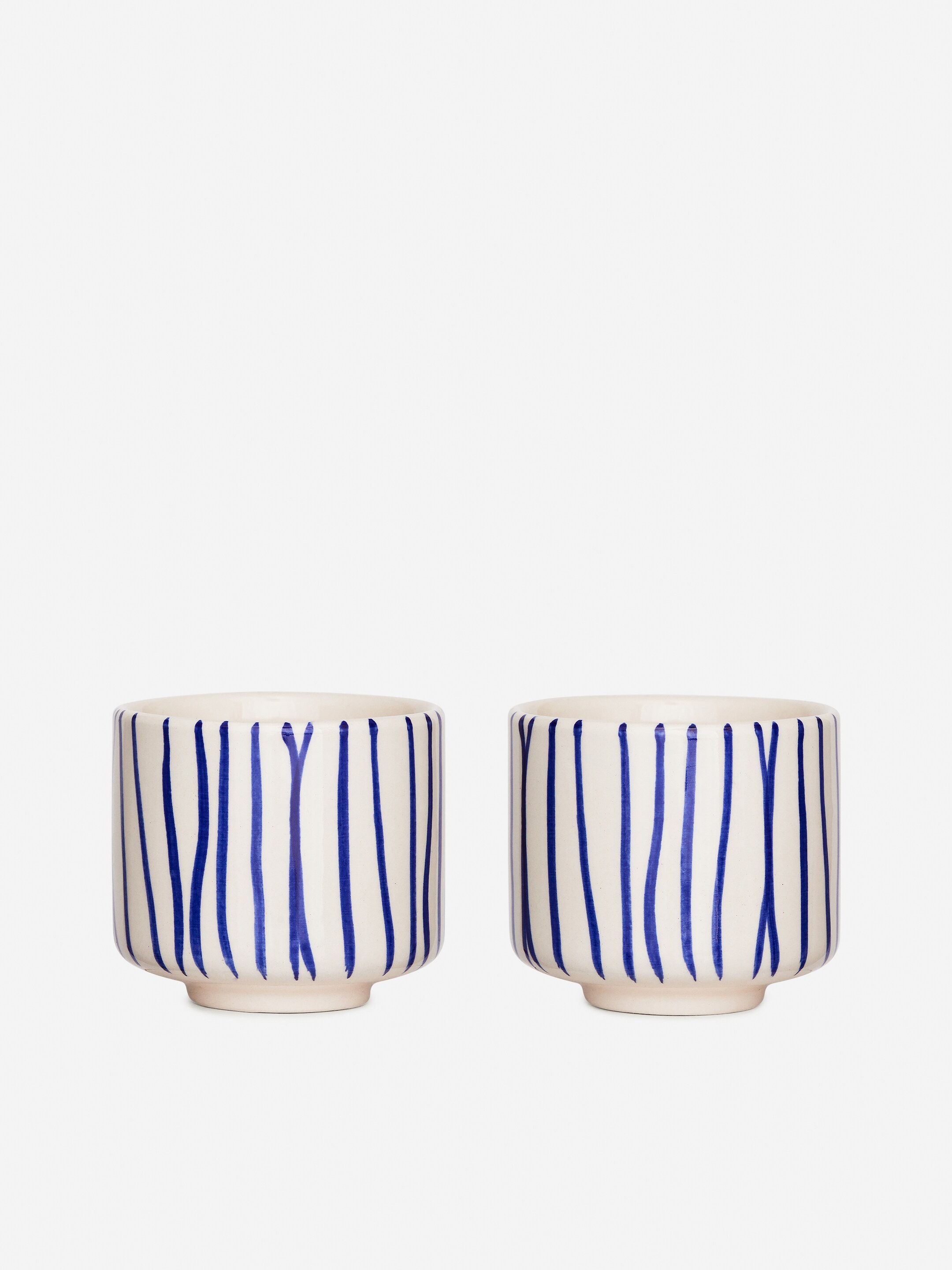 Zobrazit větší obrázek: Sada 2 kameninových šálků - Modrá/pruhy - HOME | H&M CZ 1