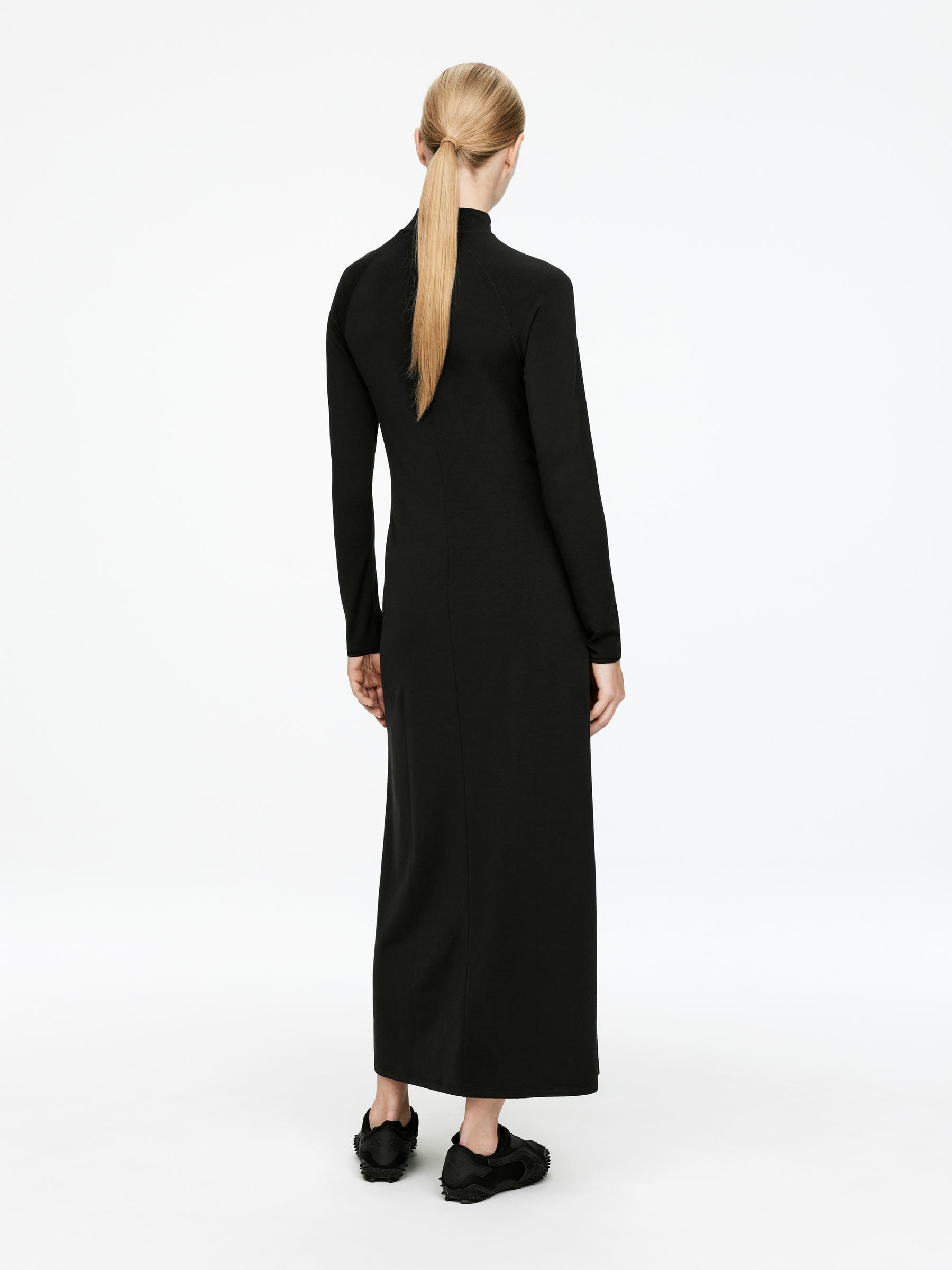 Maxi Stretch Dress - Black - Slim fit - Women - StillMedia/Lookbook - 6