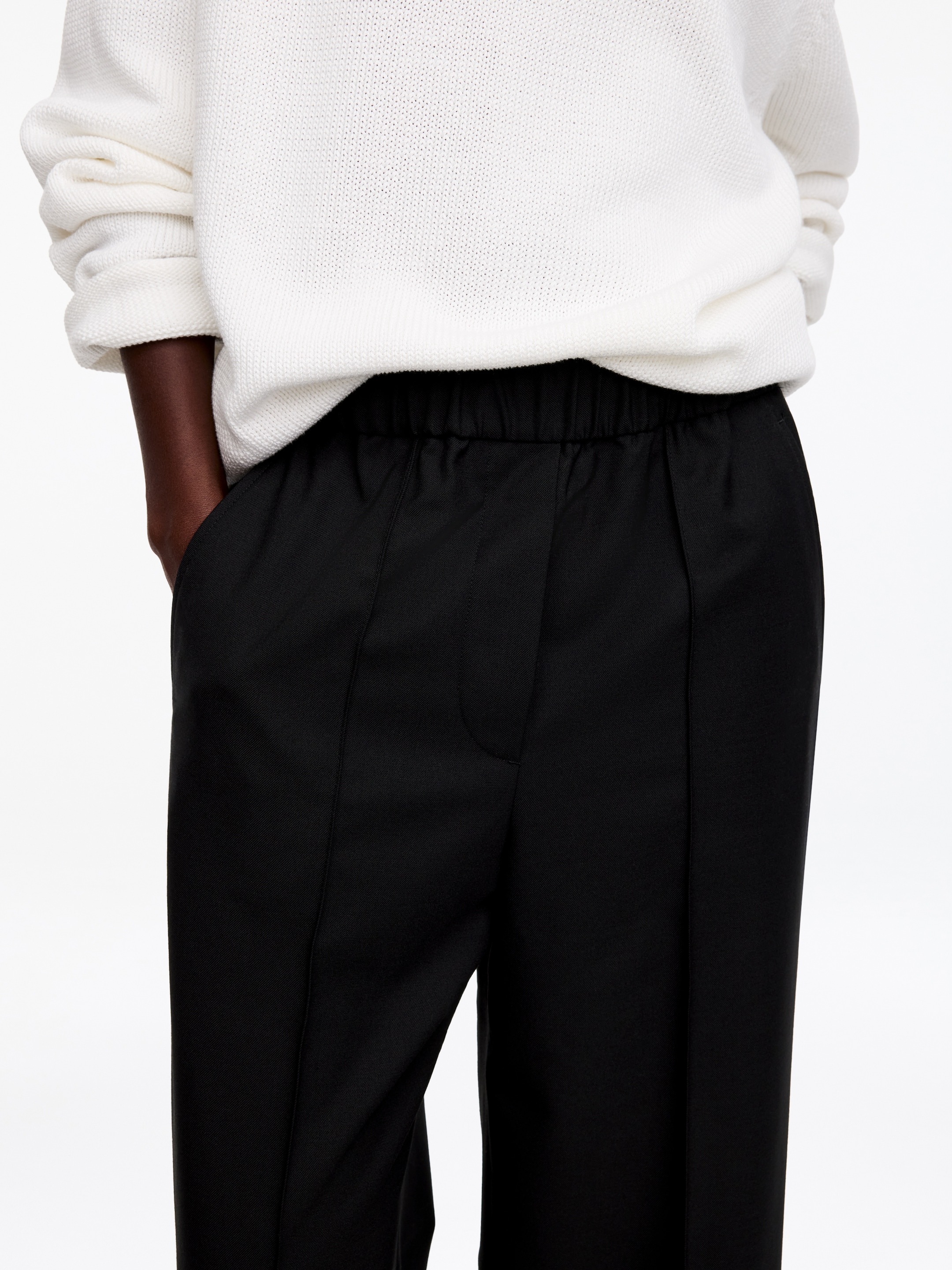 Pantaloni sartoriali con vita elasticizzata - Nero - Relaxed fit - women - StillMedia/Lookbook - 8