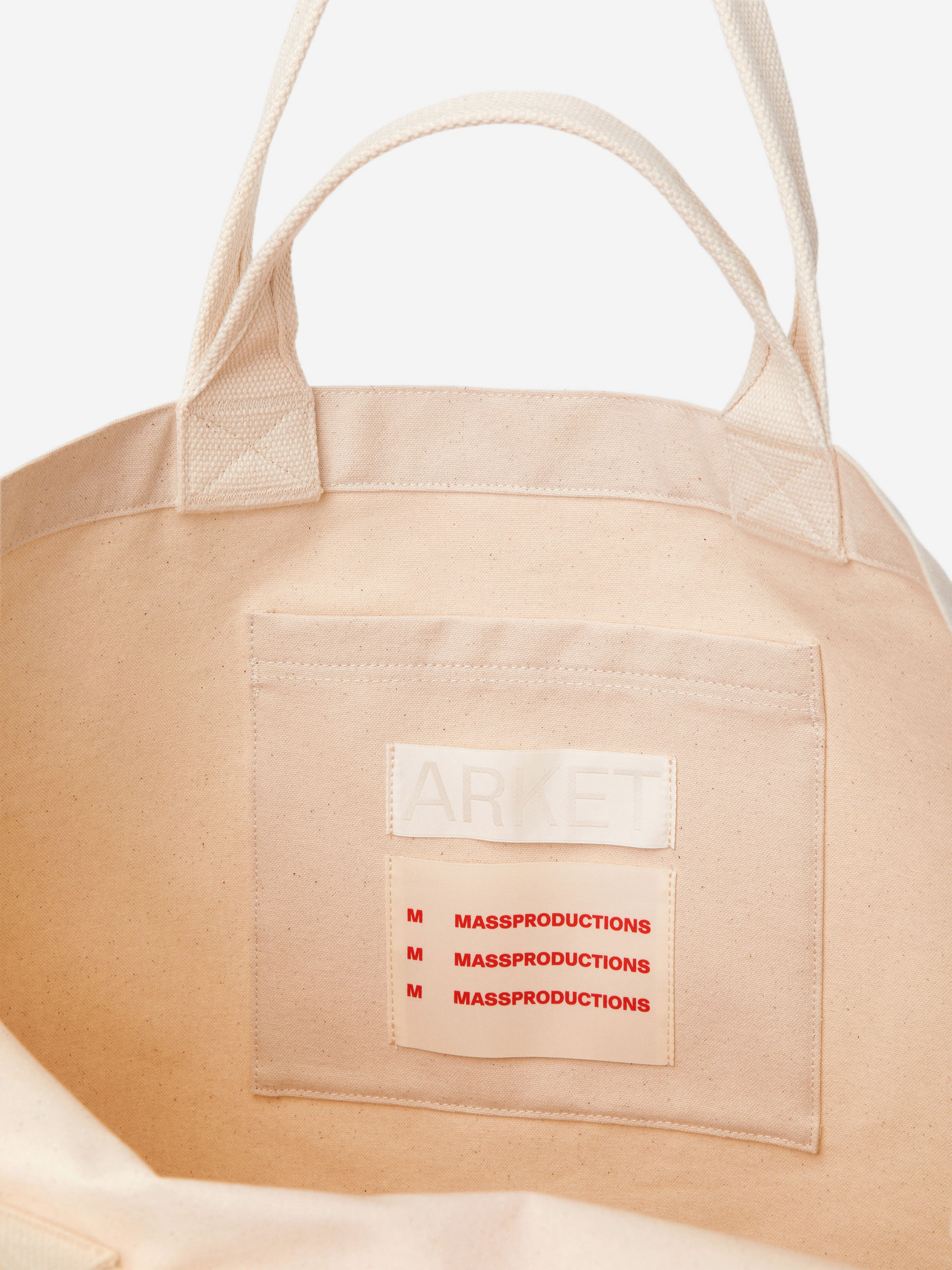 ARKET and Massproductions Tygväska - Off-white - Men - StillMedia/DescriptiveDetail - 3