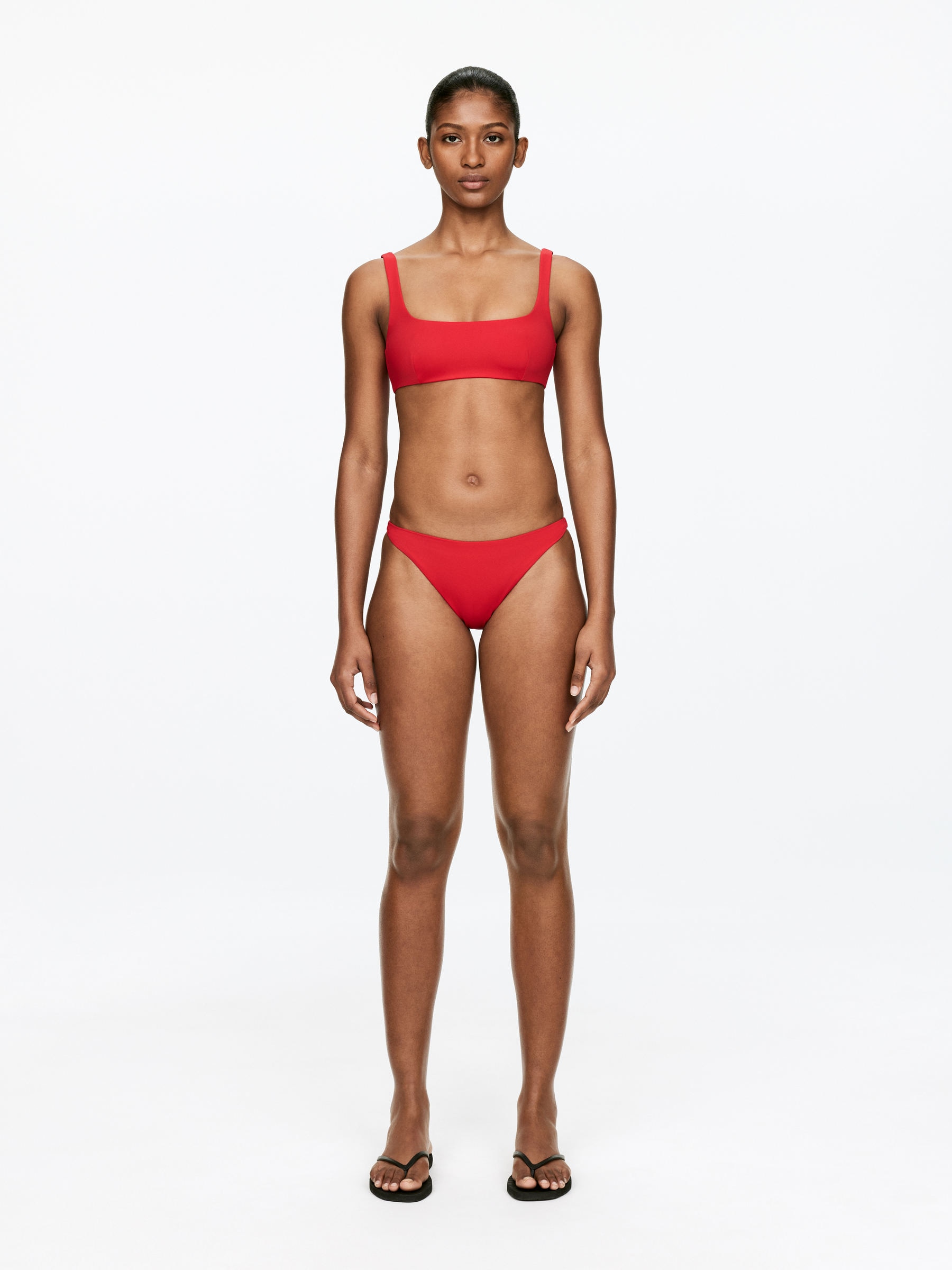 Low-Waist Bikini Briefs - Red - Women - StillMedia/Lookbook - 5