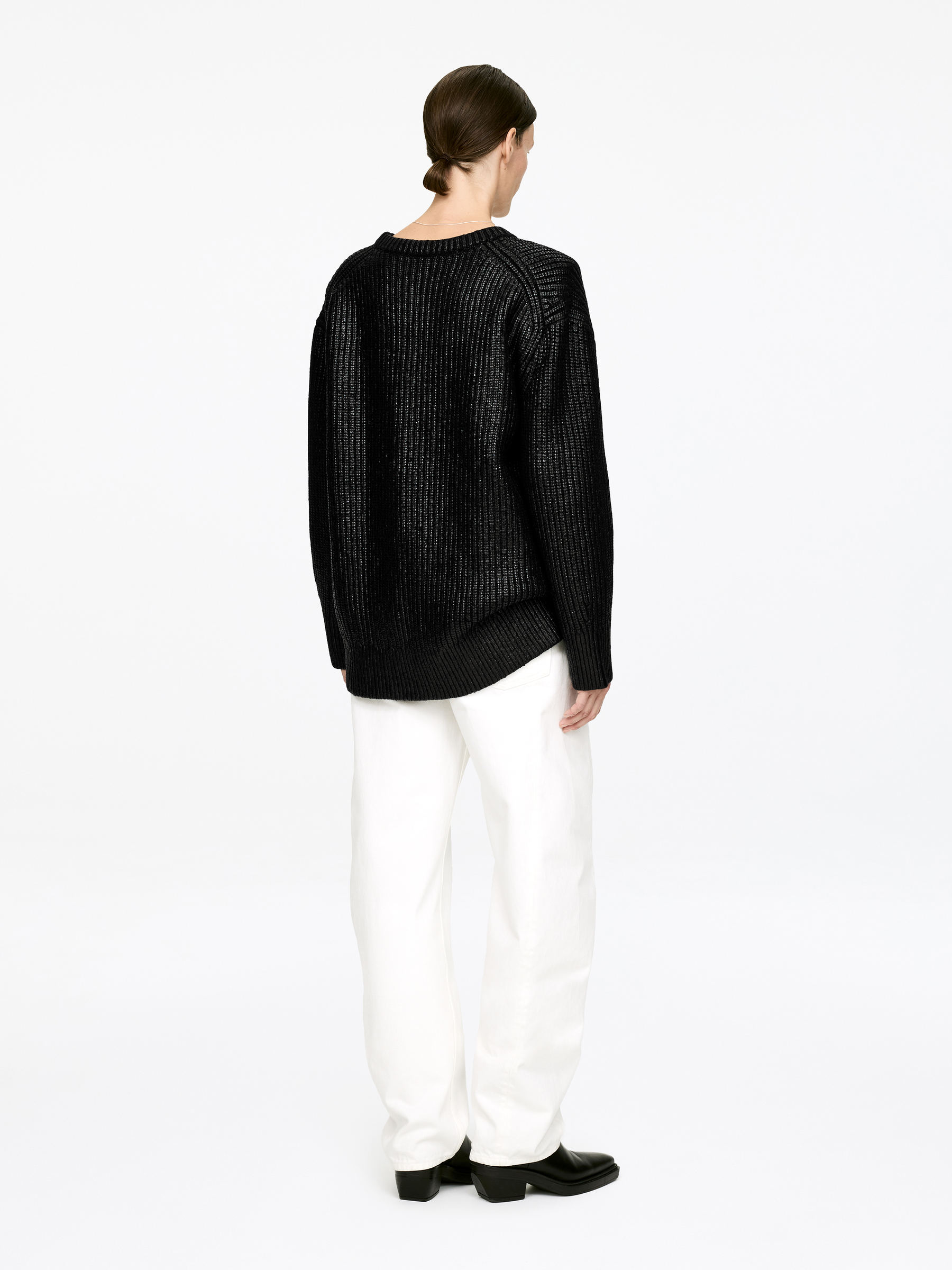 Coated Wool Jumper - Black - Loose fit - Women - StillMedia/Lookbook - 5