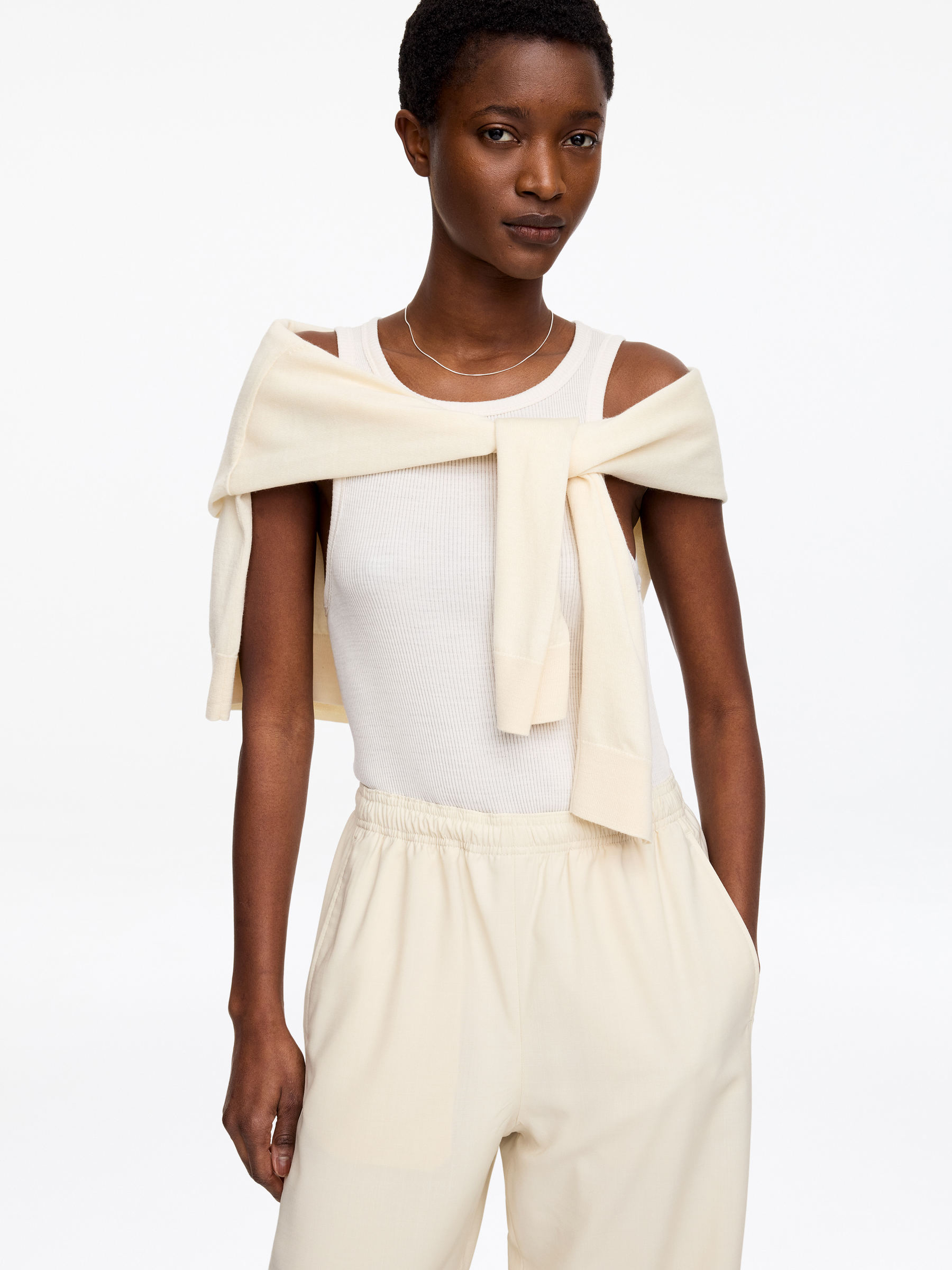 Relaxed Trousers - Light Beige - Loose fit - Women - StillMedia/Lookbook - 4