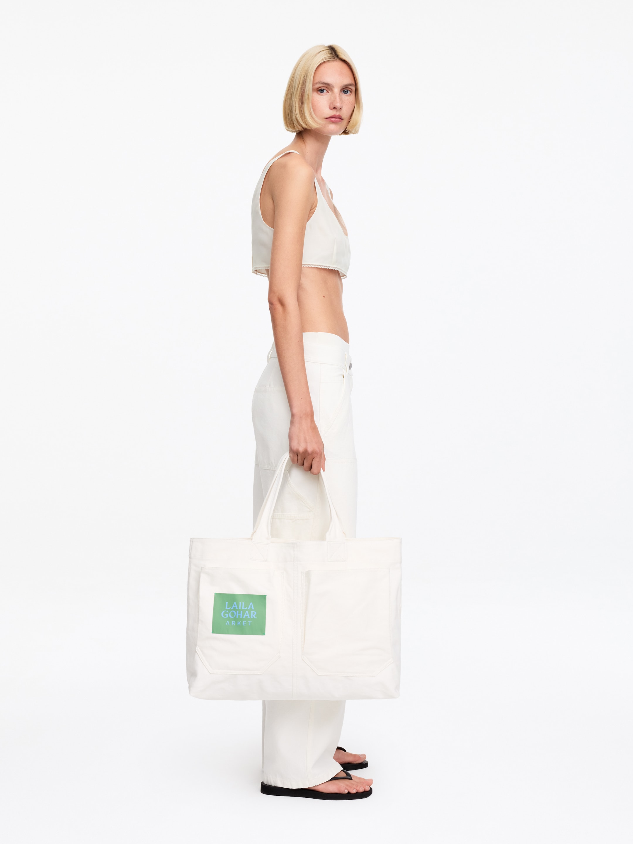 Top braletka ARKET and Laila Gohar - Złamana biel - Fason normalny - Women - StillMedia/Lookbook - 7