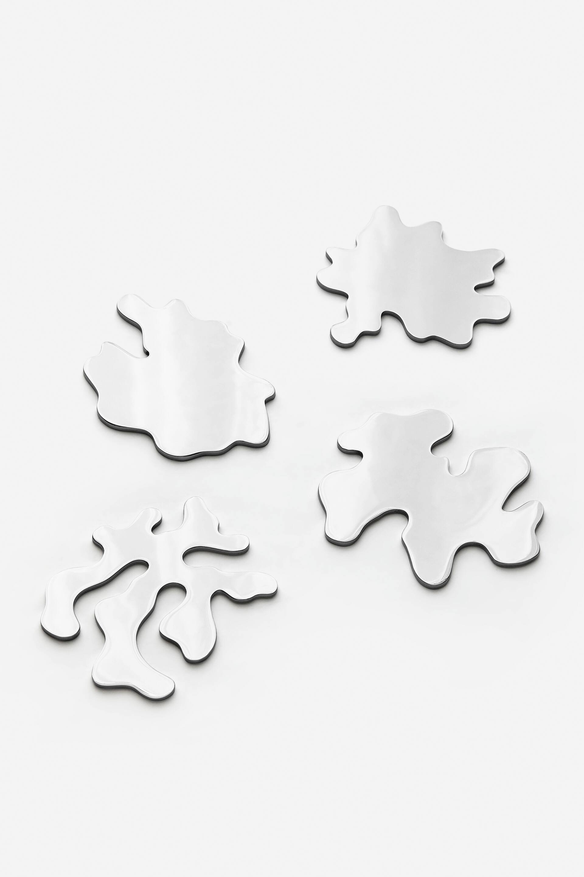 Grösseres Bild ansehen: Edelstahluntersetzer im 4er-Pack - Silber - HOME | H&M CH 1